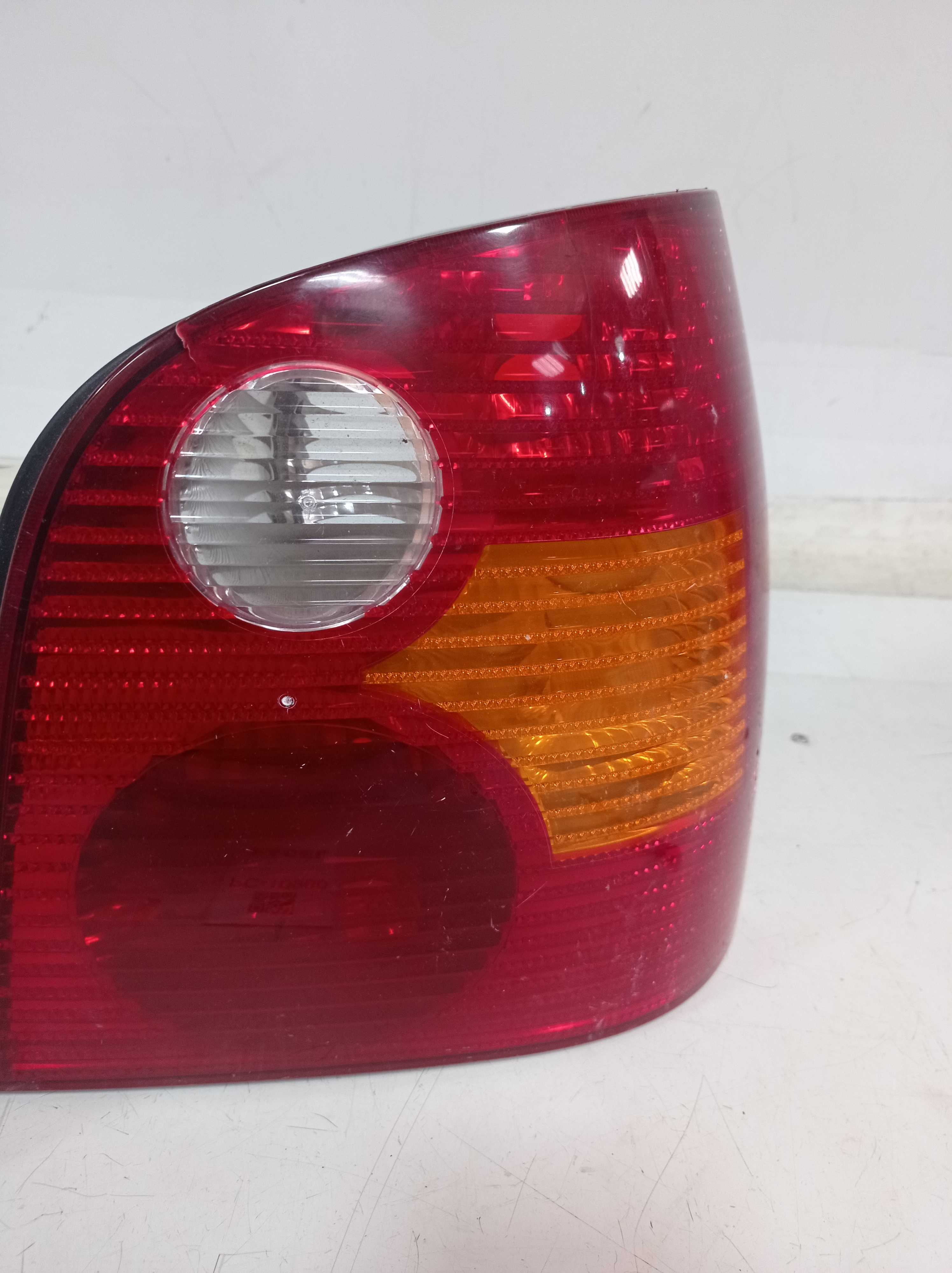LANTERNA TRASEIRA DIREITA VW POLO HATCH 2003 2006 RECUPERADA 2