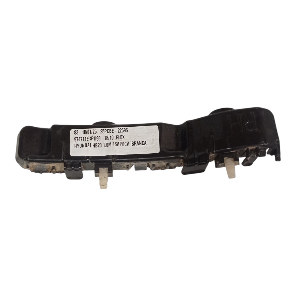 * Guia Parachoque Diant Direito Hyundai Hb20 2013 A 2019