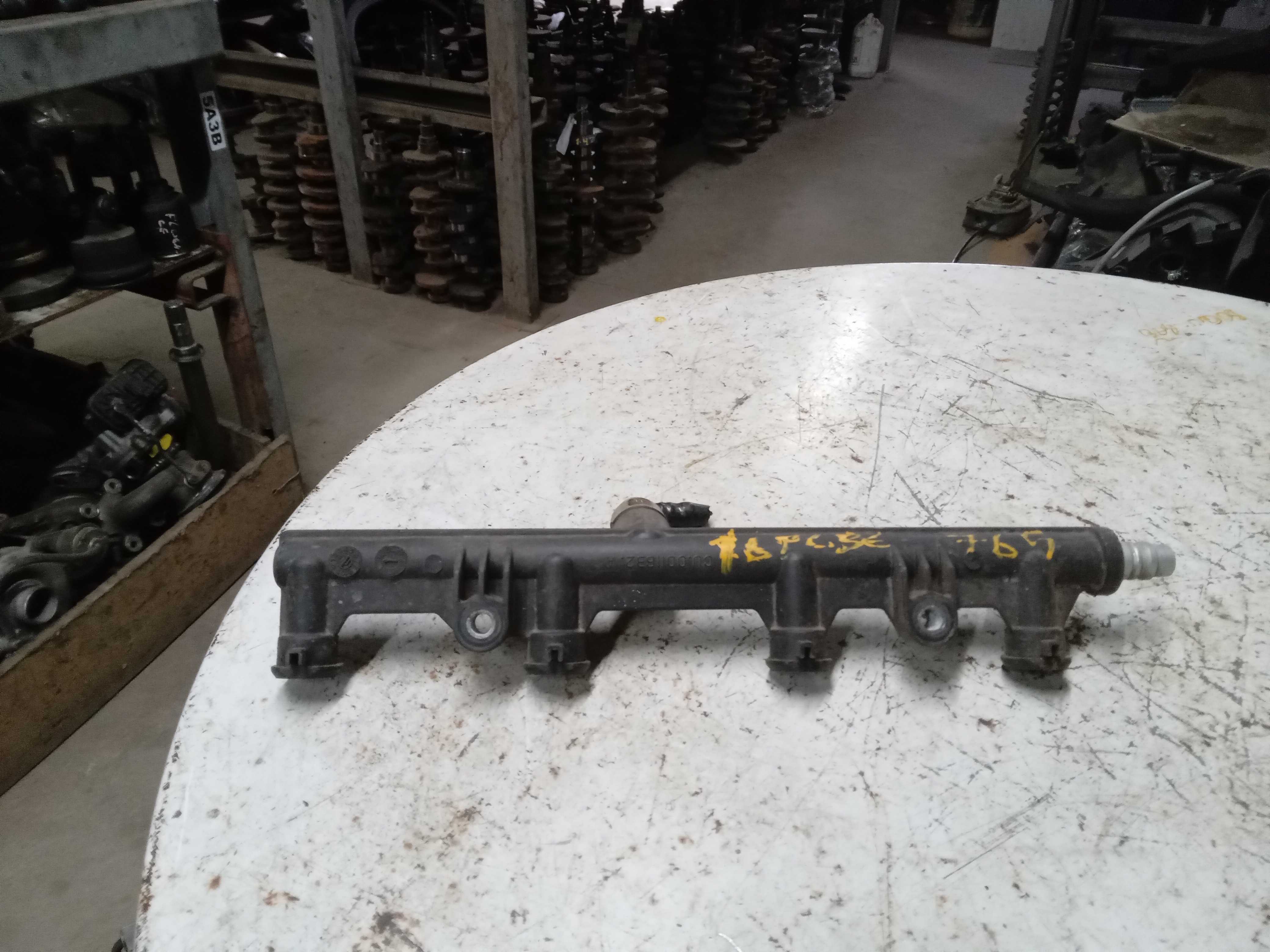 FLAUTA BICO INJETOR FIAT PALIO 10 16V 2010 3