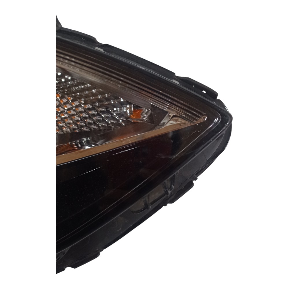 Farol Direito Gm Cruze 2017 A 2022 Com Detalhe  Direito/passageiro 4