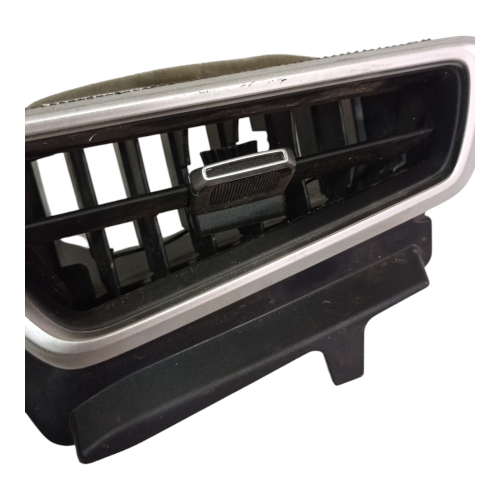 Moldura Com Difusor De Ar Direito Toyota Corolla 2020 2021 4