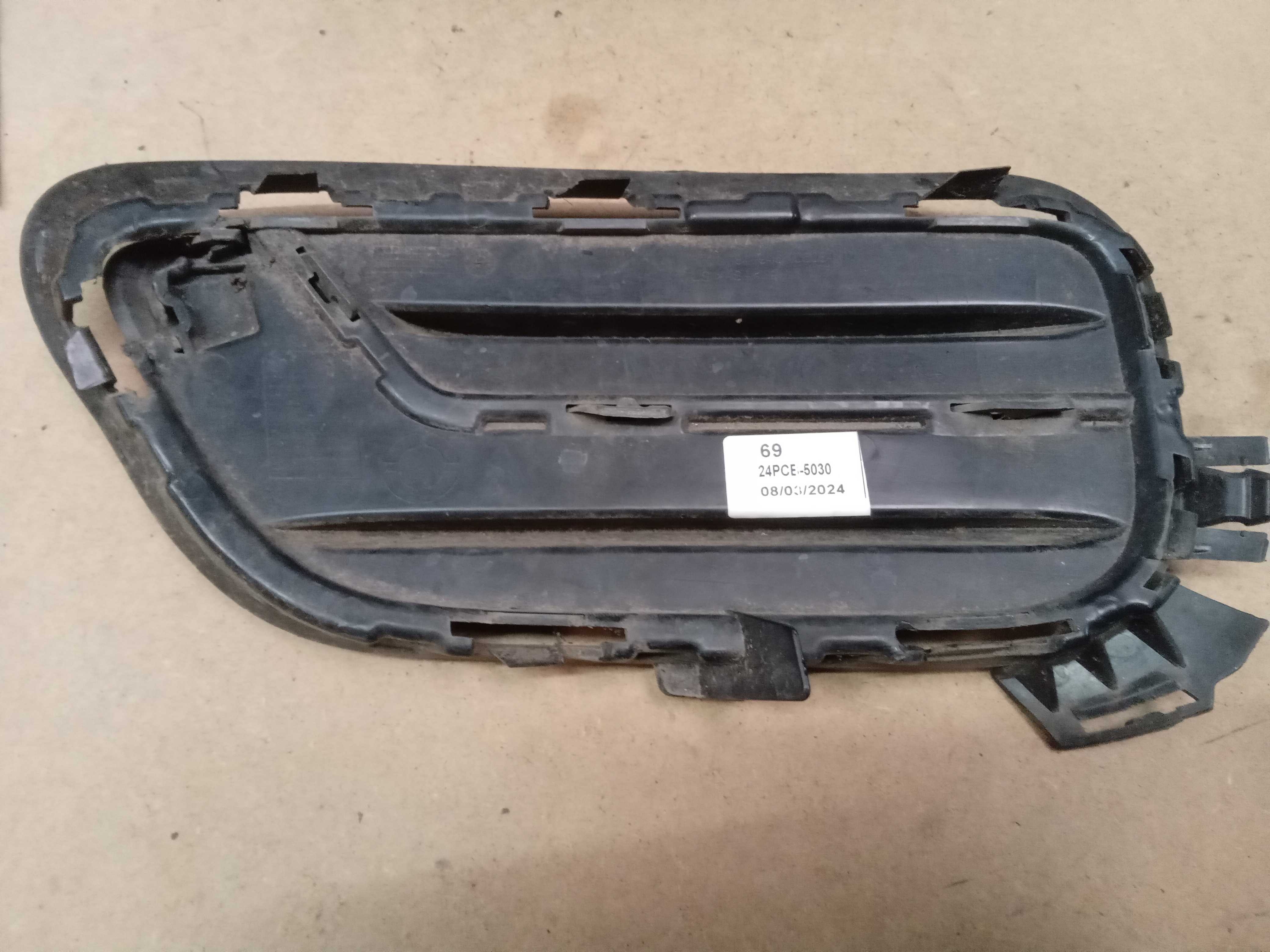 GRADE PARACHOQUE DIANTEIRO BMW X3 2015 A 2017 1