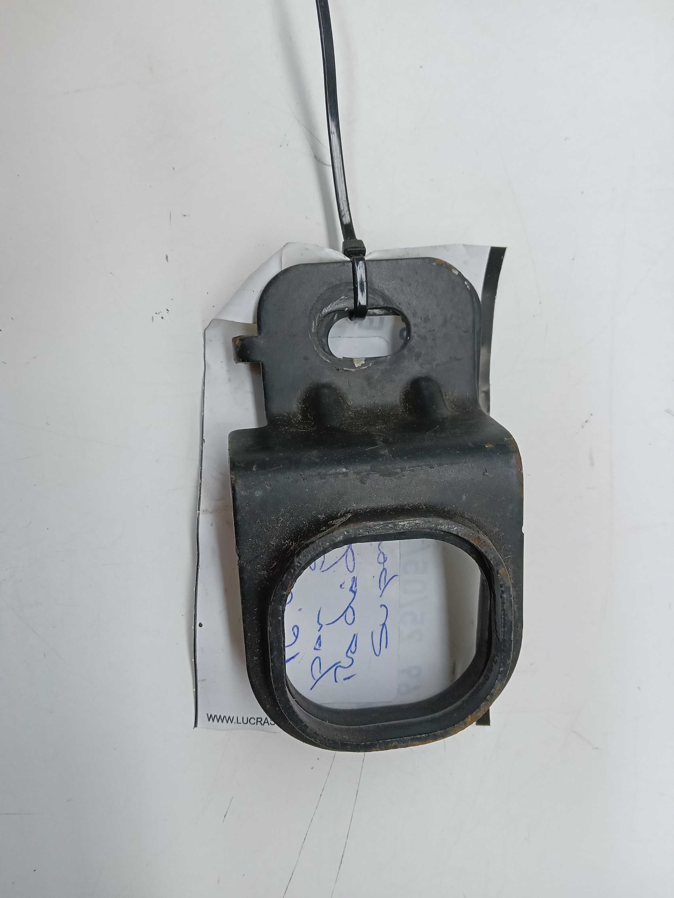 PAR SUPORTE SUPERIOR RADIADOR GM S10 2013 1