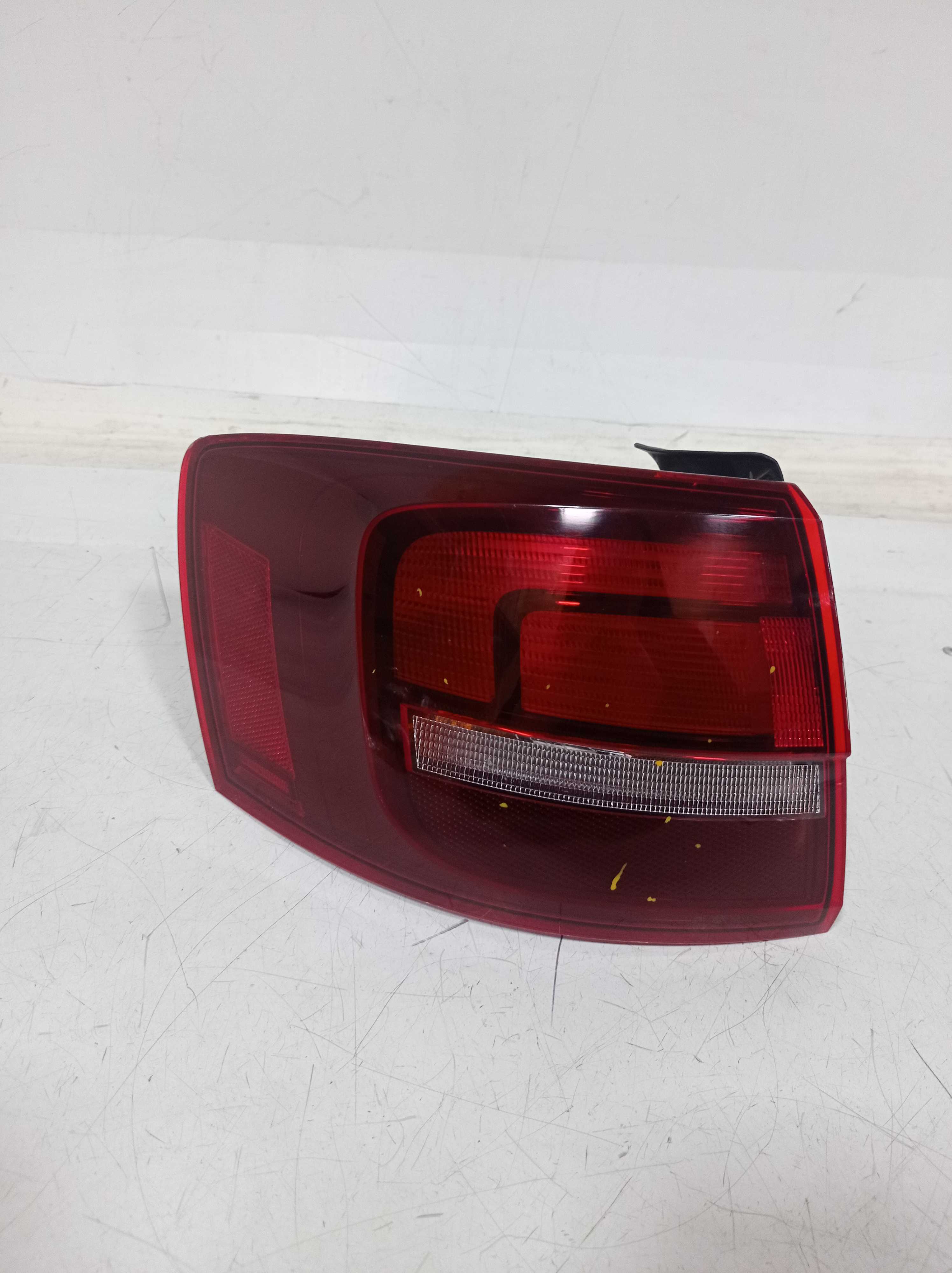 5C6945257 LANTERNA TRASEIRA ESQUERDA VW JETTA 2015 A 2018