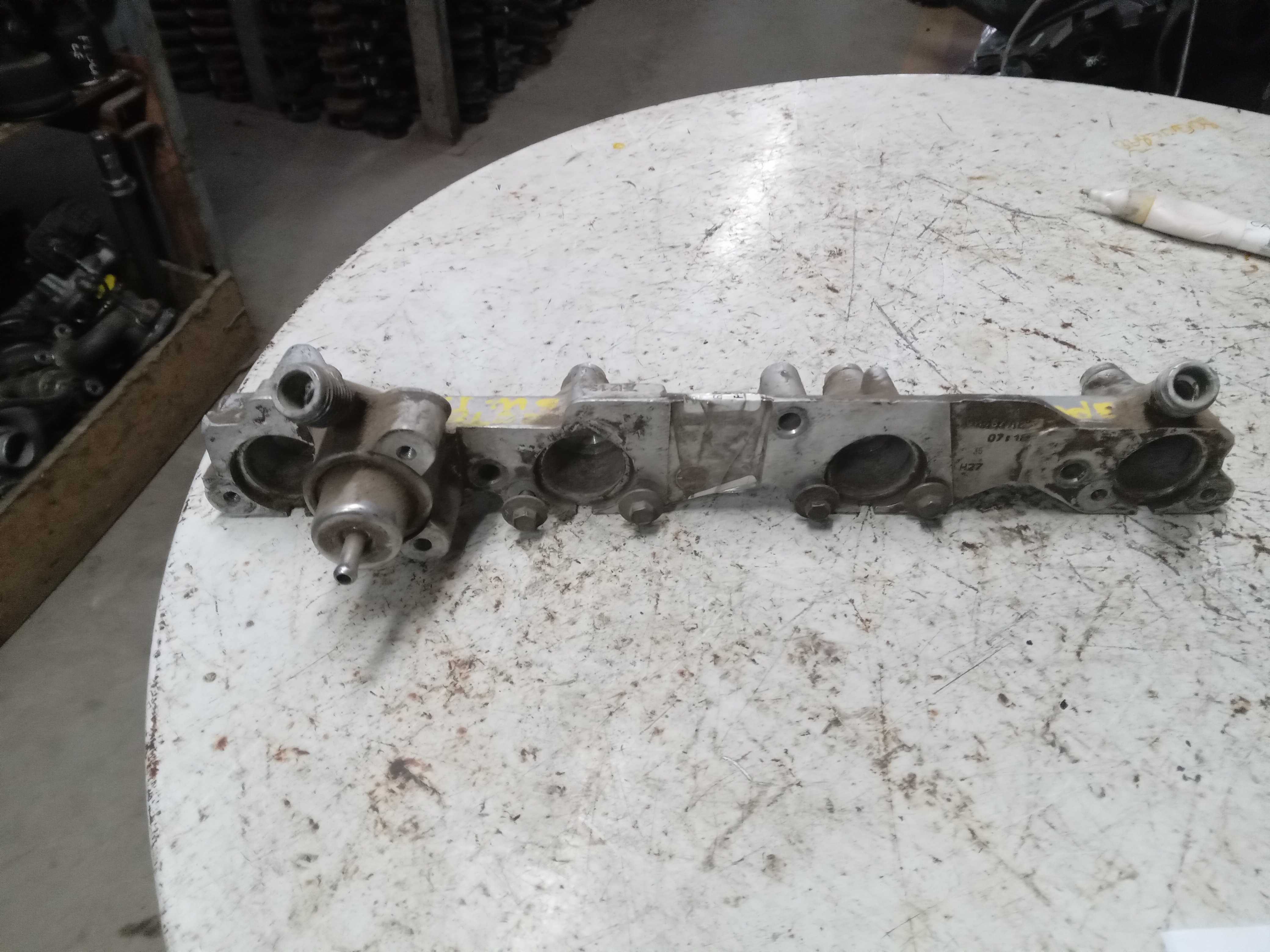 FLAUTA BICO INJEÇÃO FORD ESCORT OU MONDEO 16V 1