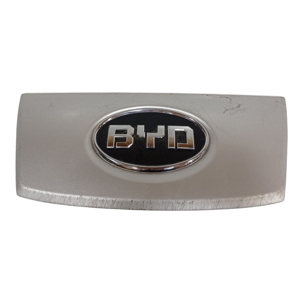 Moldura Emblema Grade Dianteira Byd Et3 2024 1