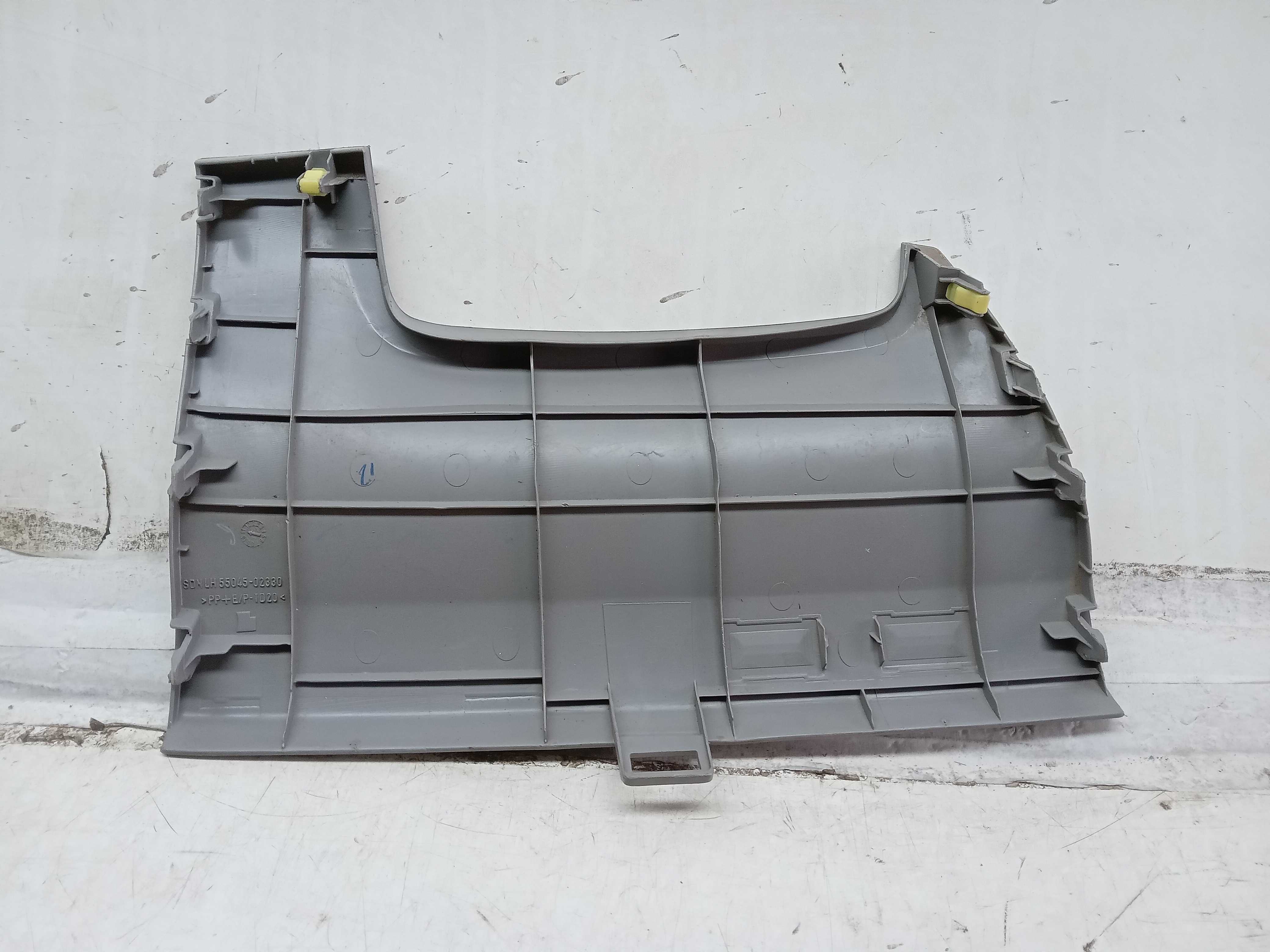 MOLDURA ACABAMENTO PAINEL INFERIOR LE TOYOTA COROLLA 2011
