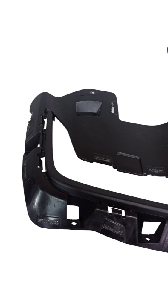 Moldura Direita Farol Auxiliar Drl Gm Tracker 2019 A 2021 3