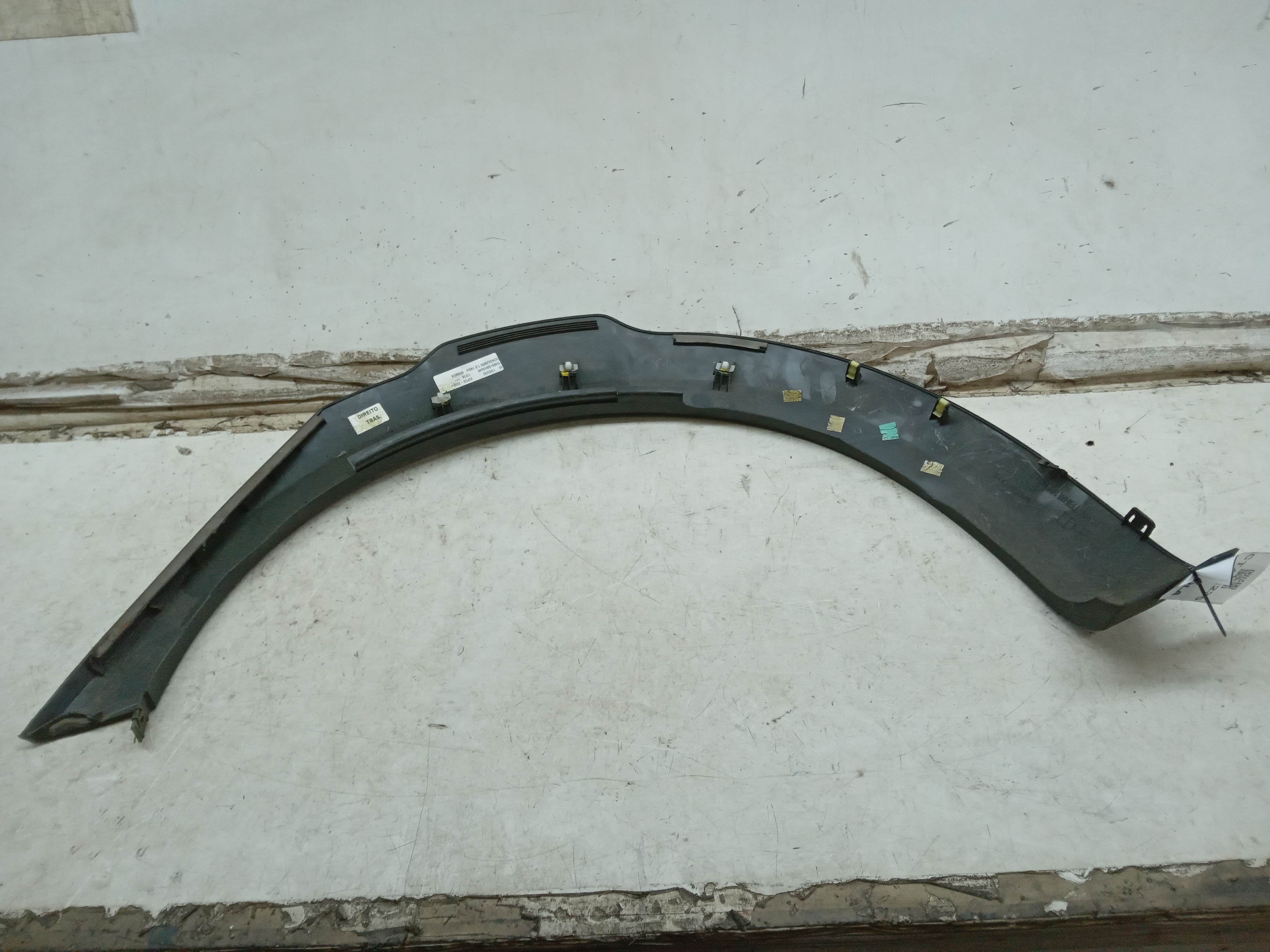 APLIQUE MOLDURA PARALAMA TRASEIRO DIREITO HONDA WRV 2018 2