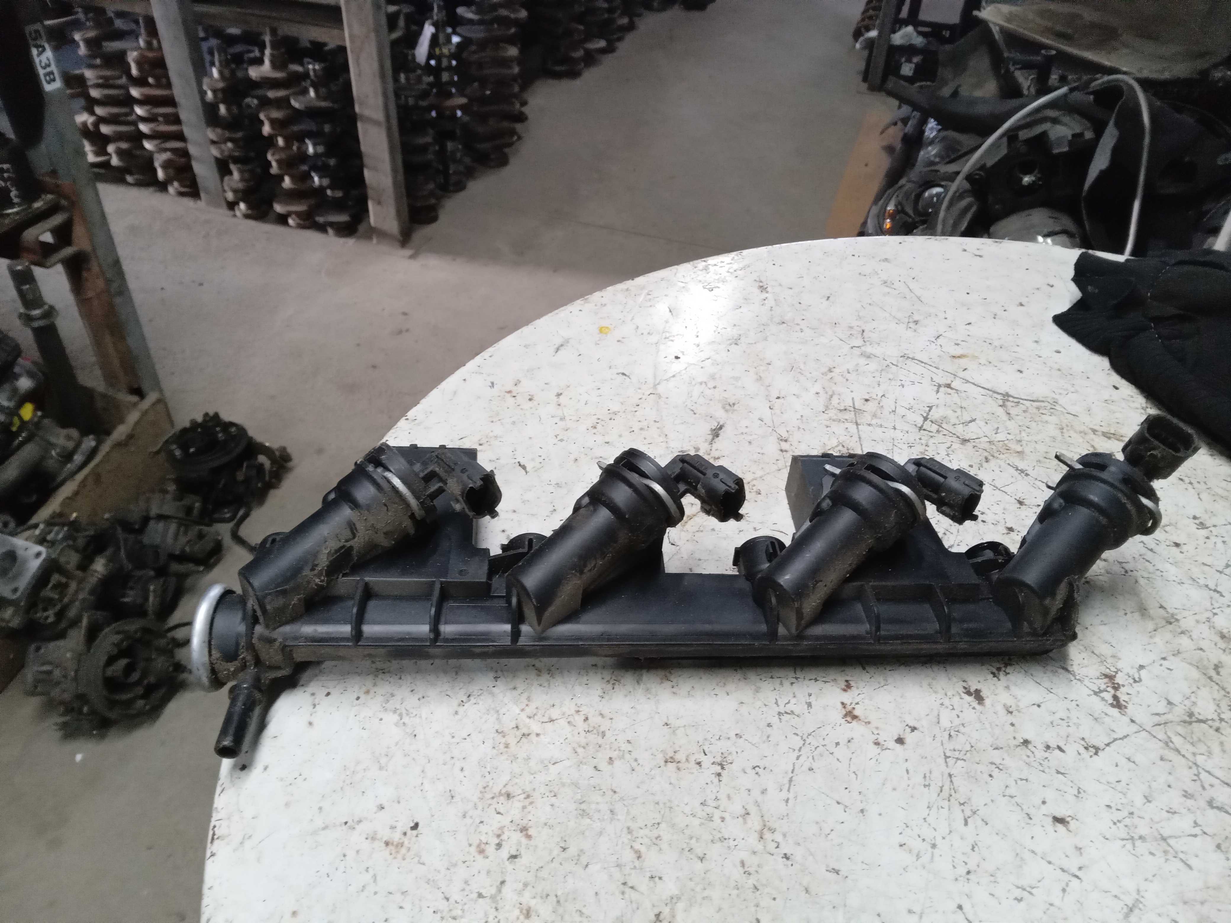 FLAUTA BICO INJEÇÃO PEUGEOT 206 16 3