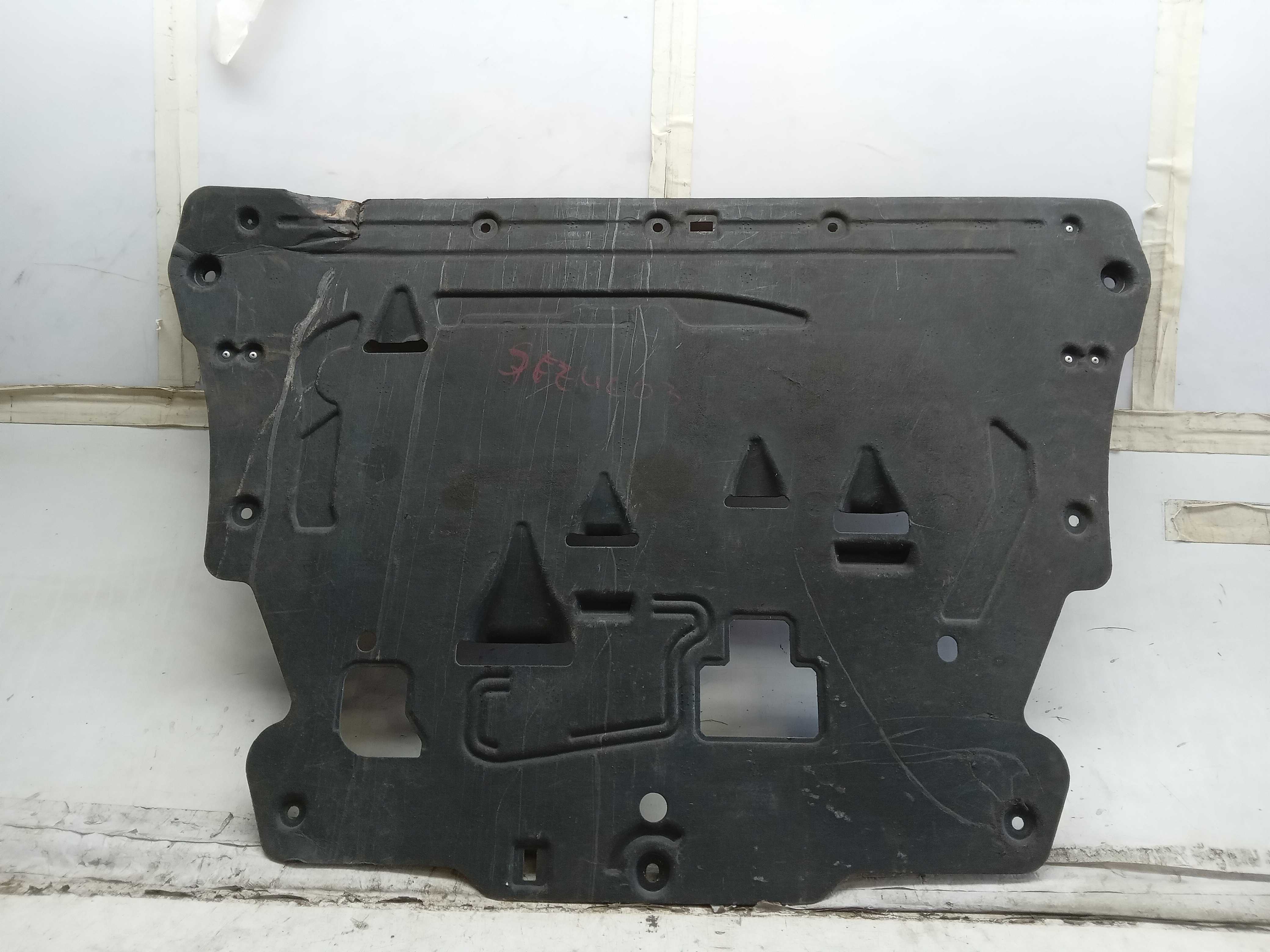 PROTETOR CARTER INFERIOR VOLVO XC60 2020/23 2