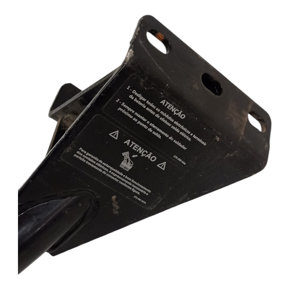 Suporte Esquerdo Lateral Estribo Vw Constellation Após 2006  Preto 4