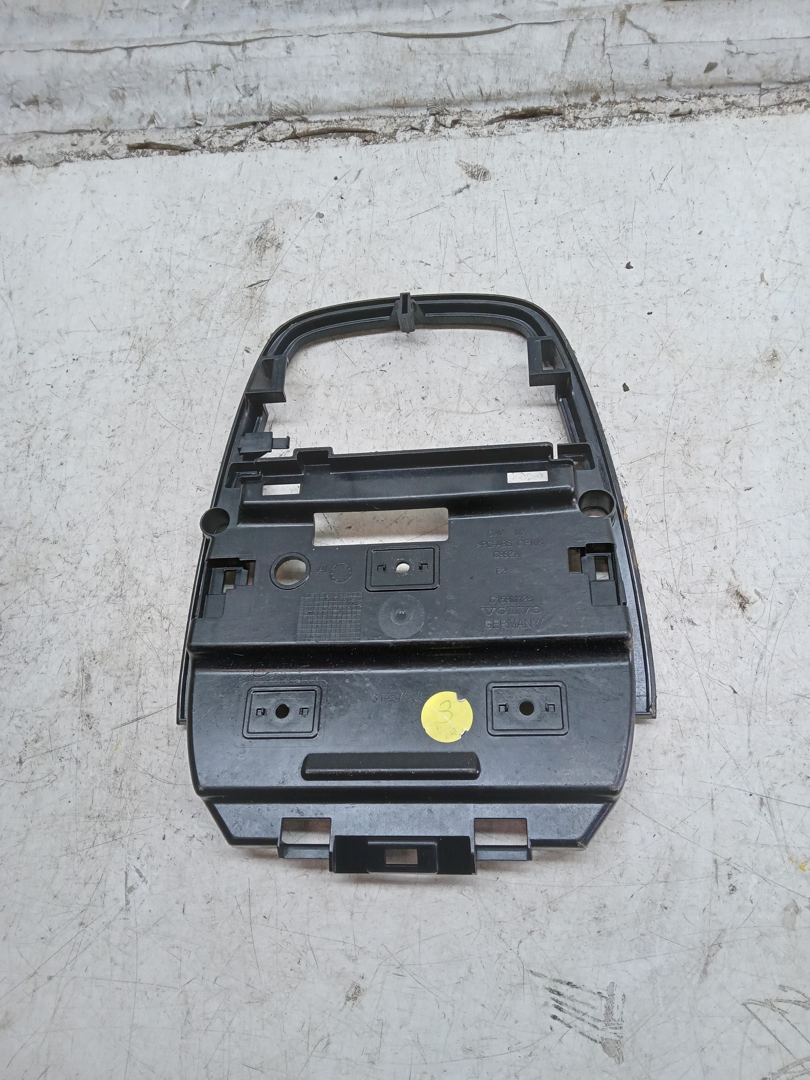 MOLDURA ACABAMENTO LUZ TETO VOLVO V60 2023 1