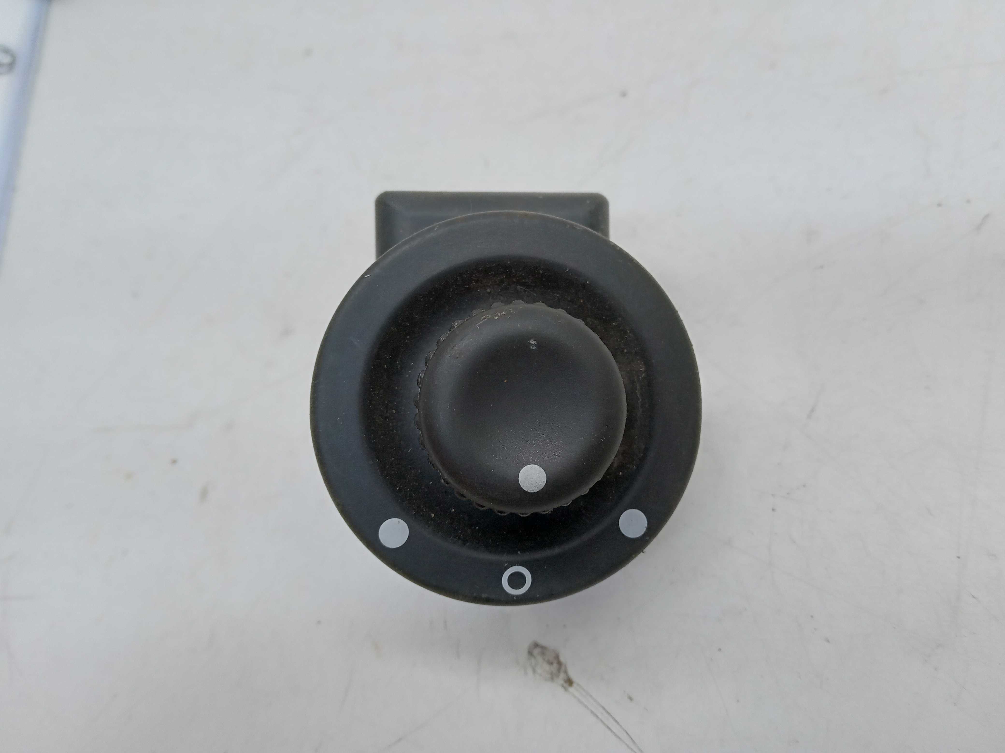 COMANDO BOTAO RETROVISOR RENAULT DUSTER 1