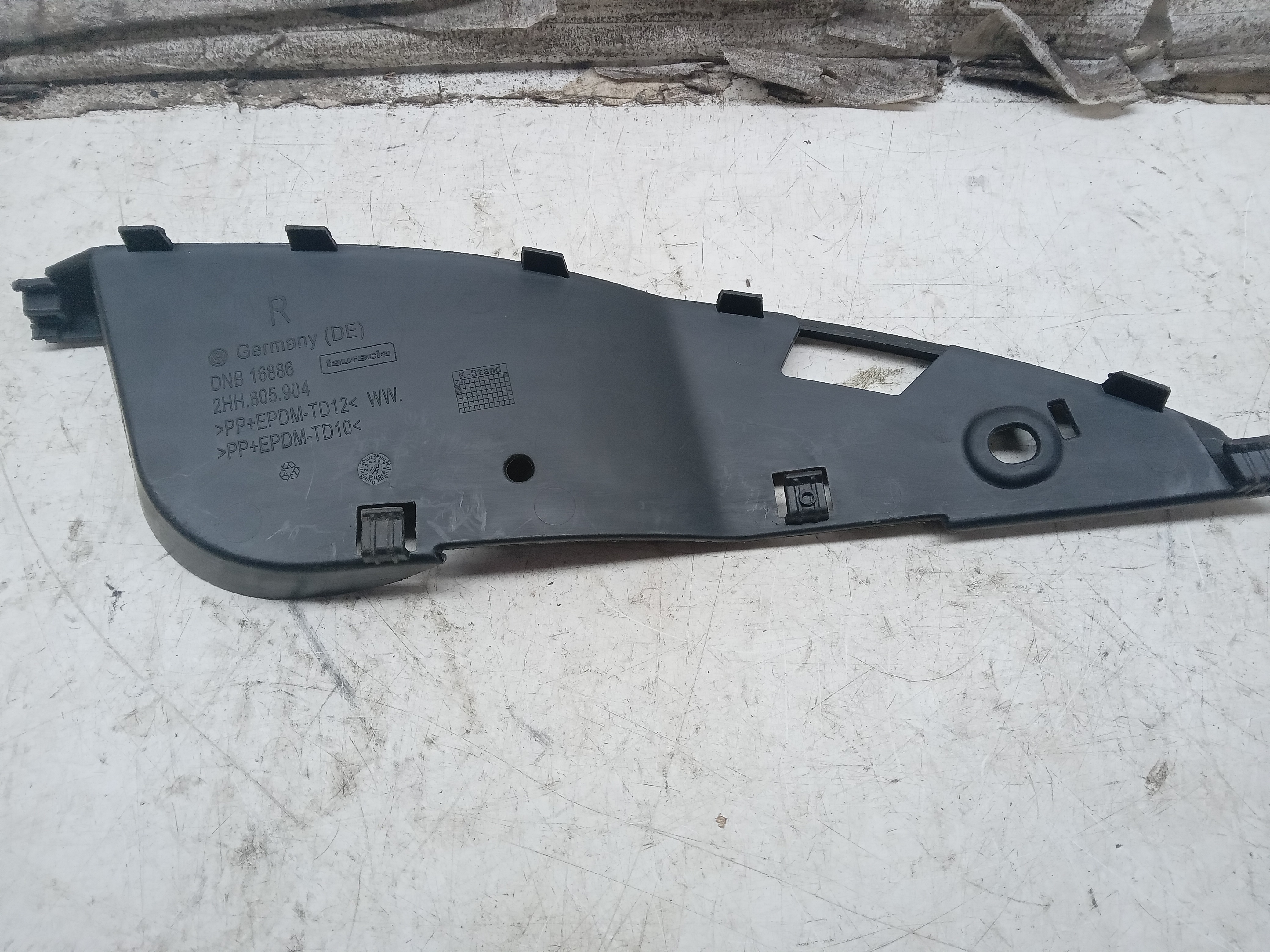 ACABAMENTO MOLDURA GUIA PARACHOQUE DIANT VW AMAROK 2010
