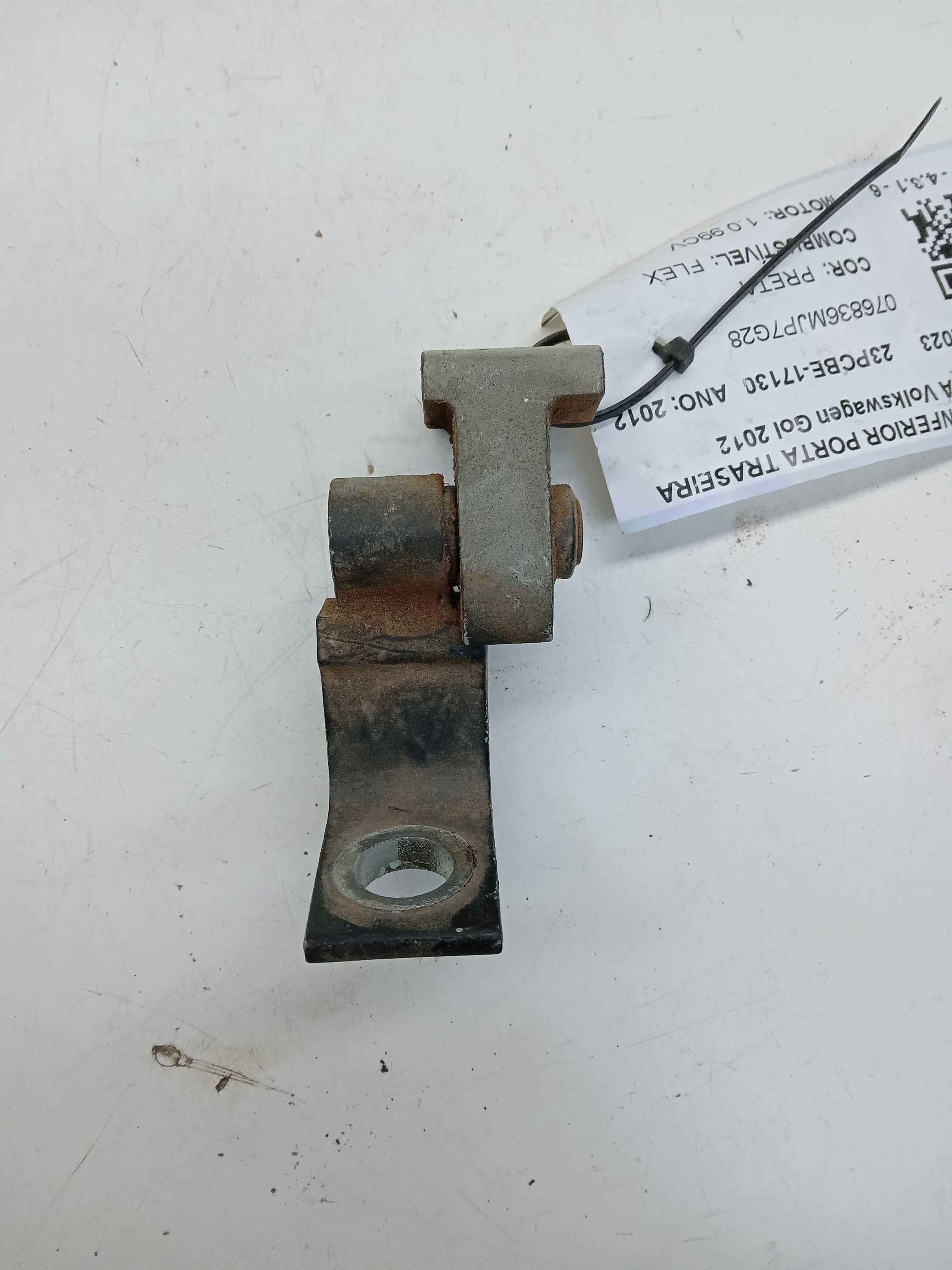 DOBRADIÇA INFERIOR PORTA TRASEIRA LD VW Gol 2012 1