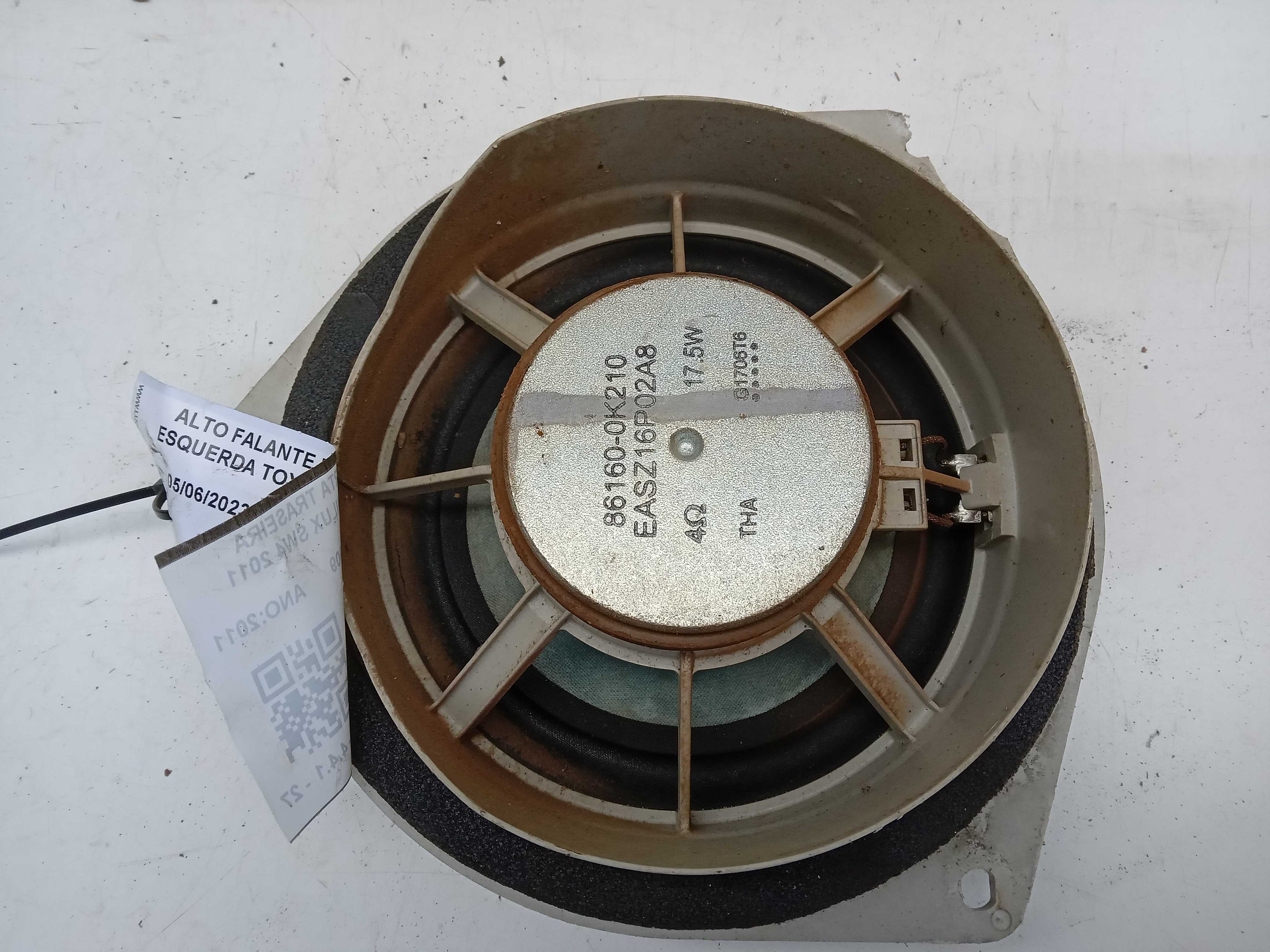 ALTO FALANTE PORTA TRASEIRA LE TOYOTA HILUX SW4 2011 2