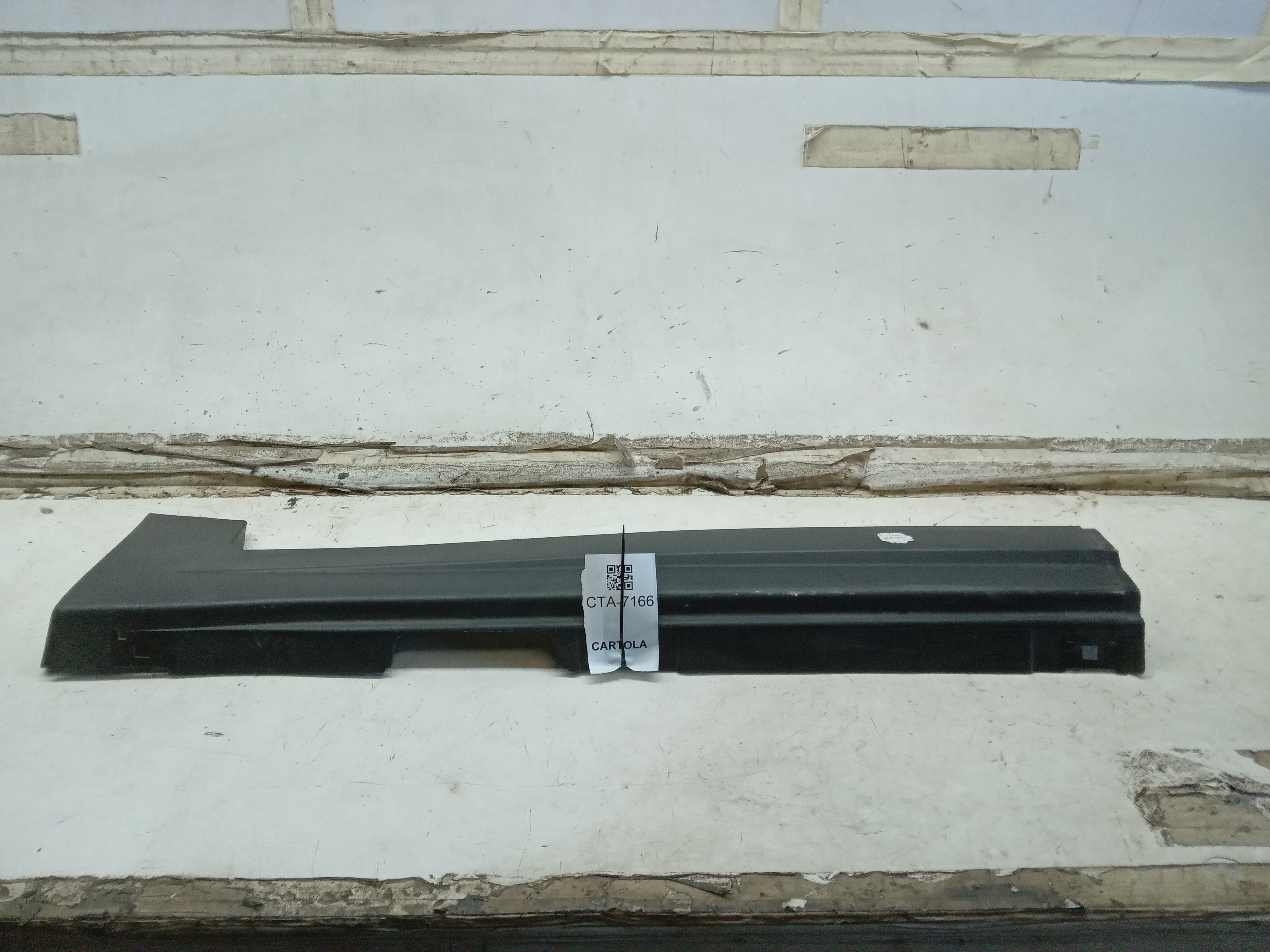 MOLDURA ACABAMENTO SPOILER LD CITROEN C4 2010