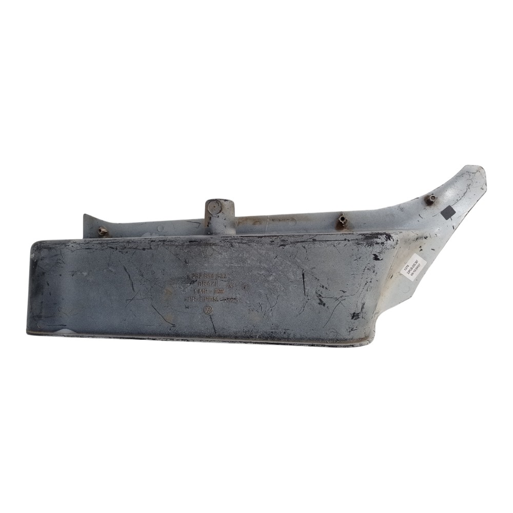 Soleira Direita Acabamento Da Porta Volkswagen Constellation Branco 4