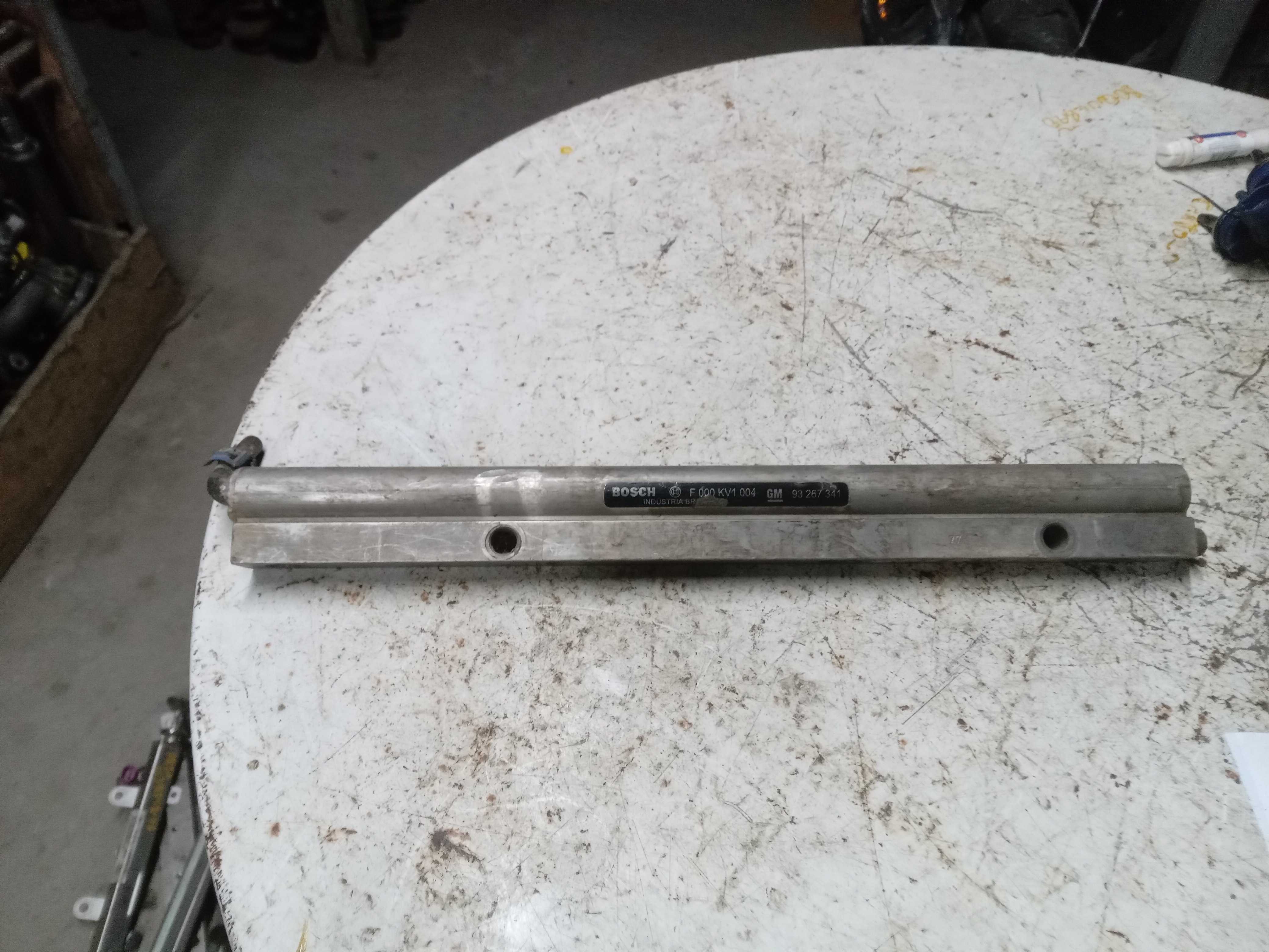 FLAUTA BICO INJETOR COMBUSTÍVEL GM S10 OU VECTRA 22 8v 2