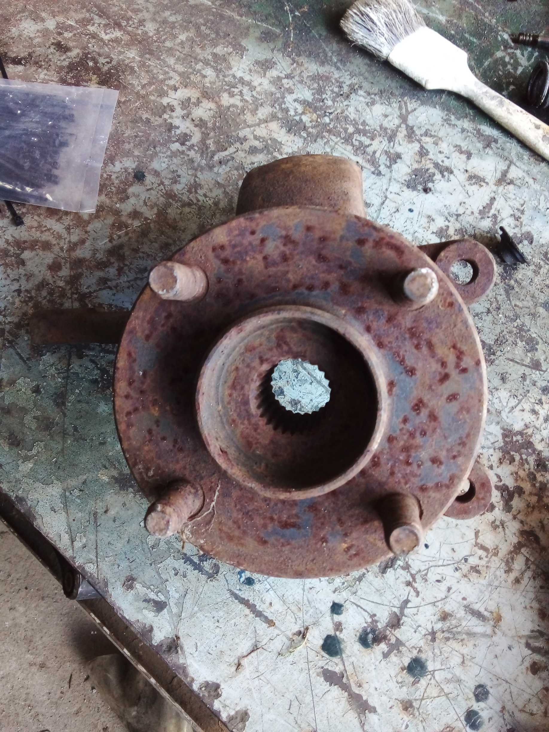 CUBO MONTANTE DIANTEIRO DIREITO FORD FIESTA 2000 2