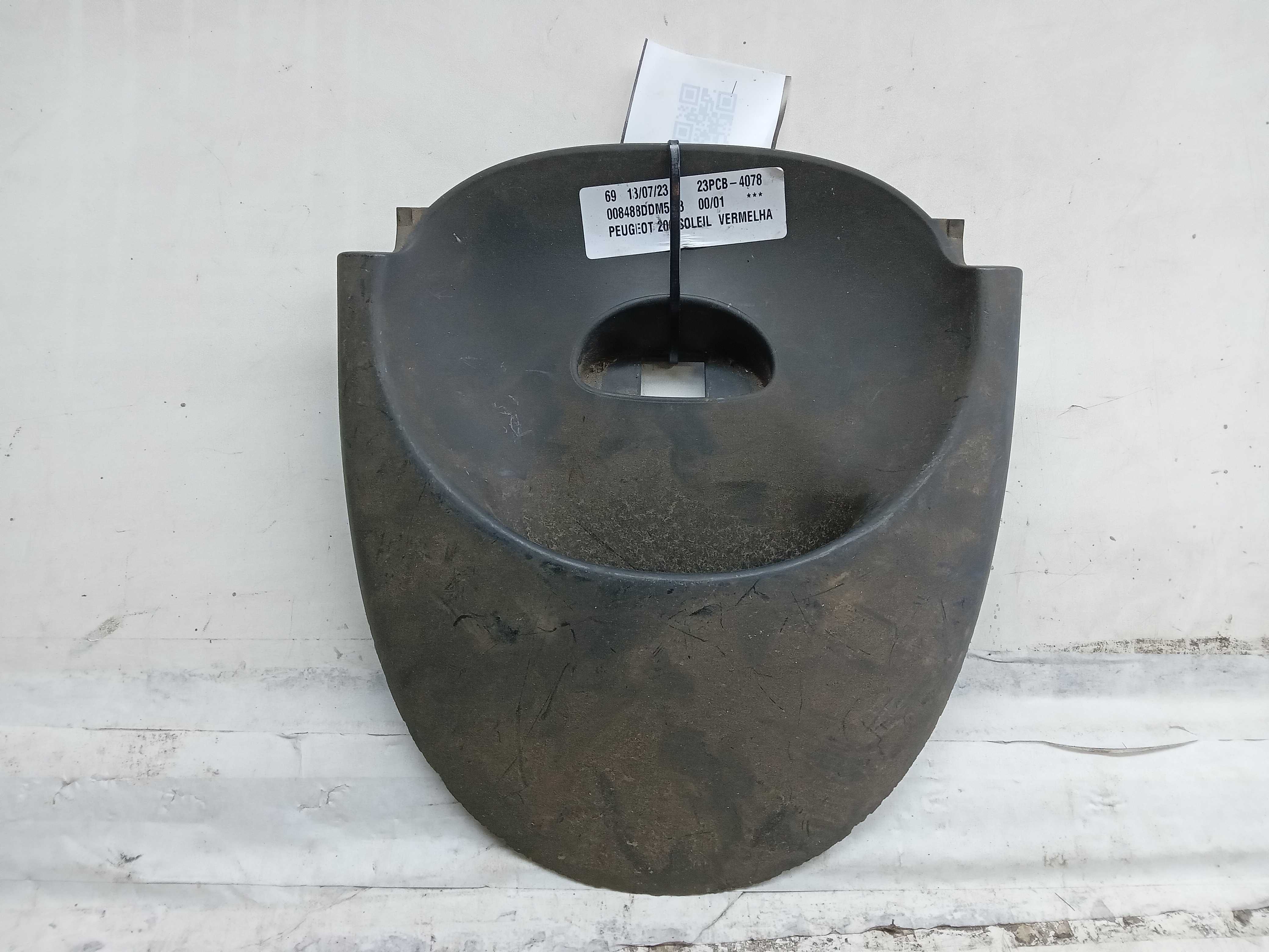 MOLDURA ACABAMENTO RELOGIO PAINEL CENTRAL PEUGEOT 206 2000