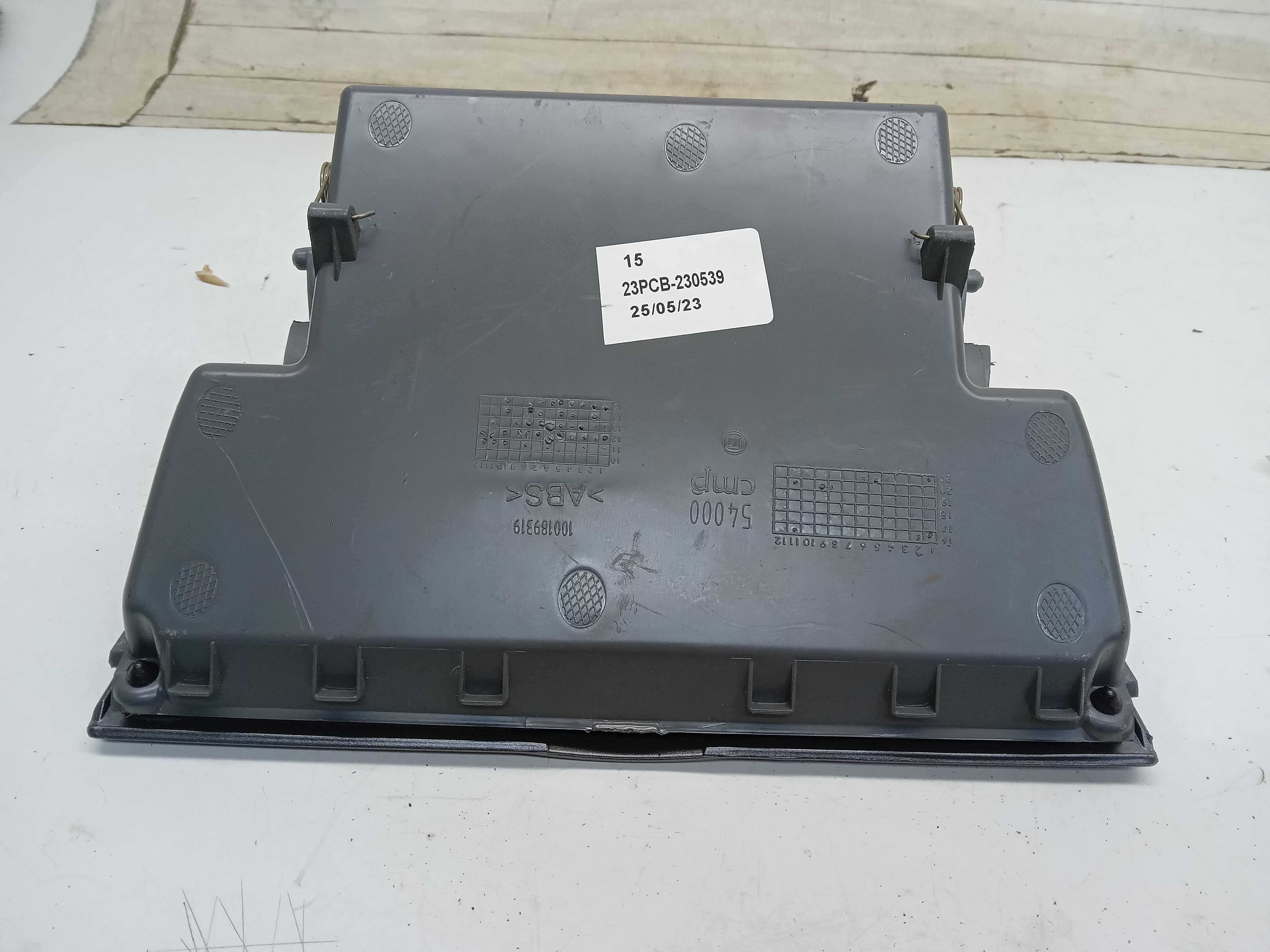 Moldura central painel porta objetos fiat palio 2012 1