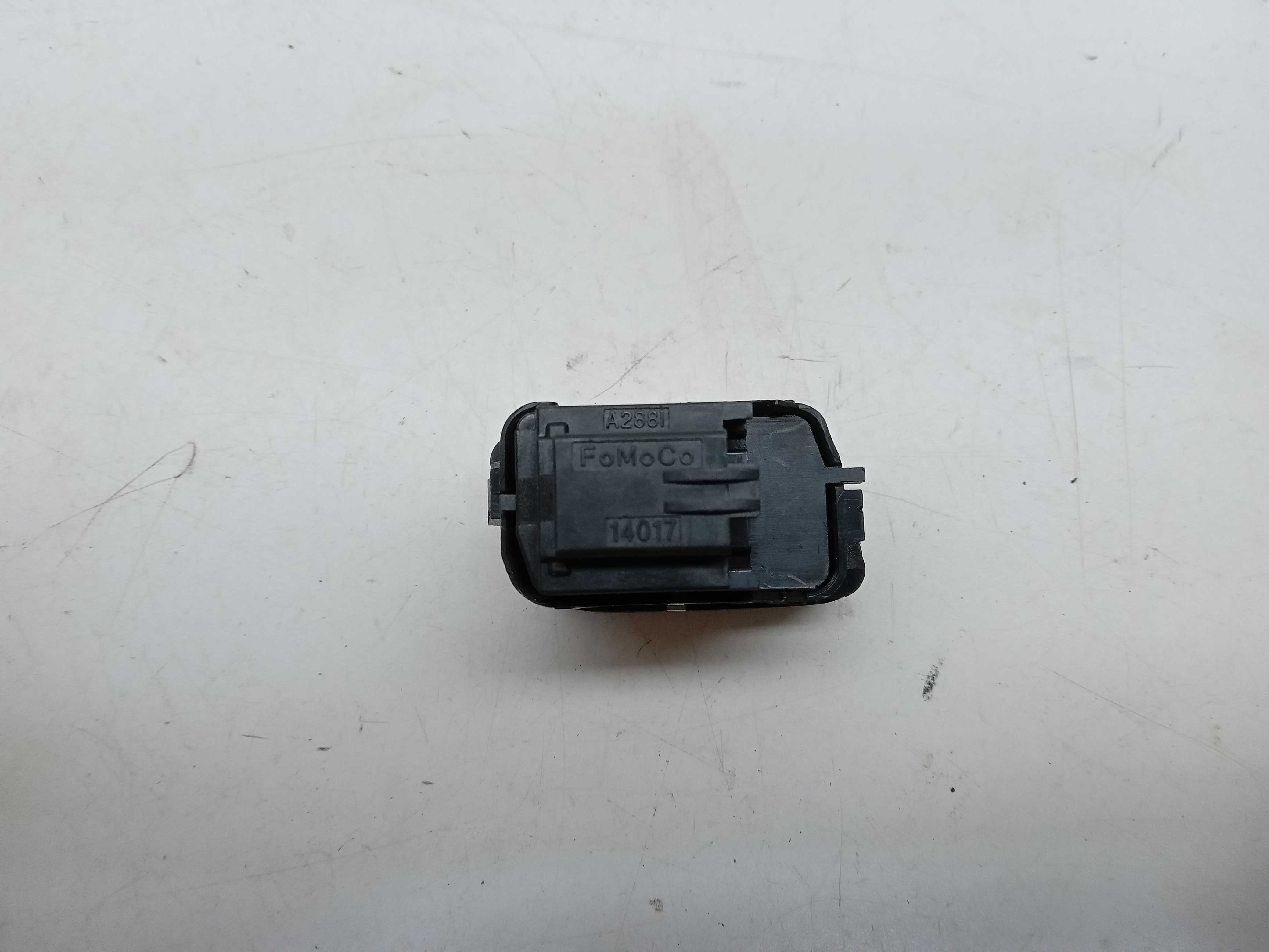BOTAO TRAVA PORTA LD FORD FOCUS 2017 2