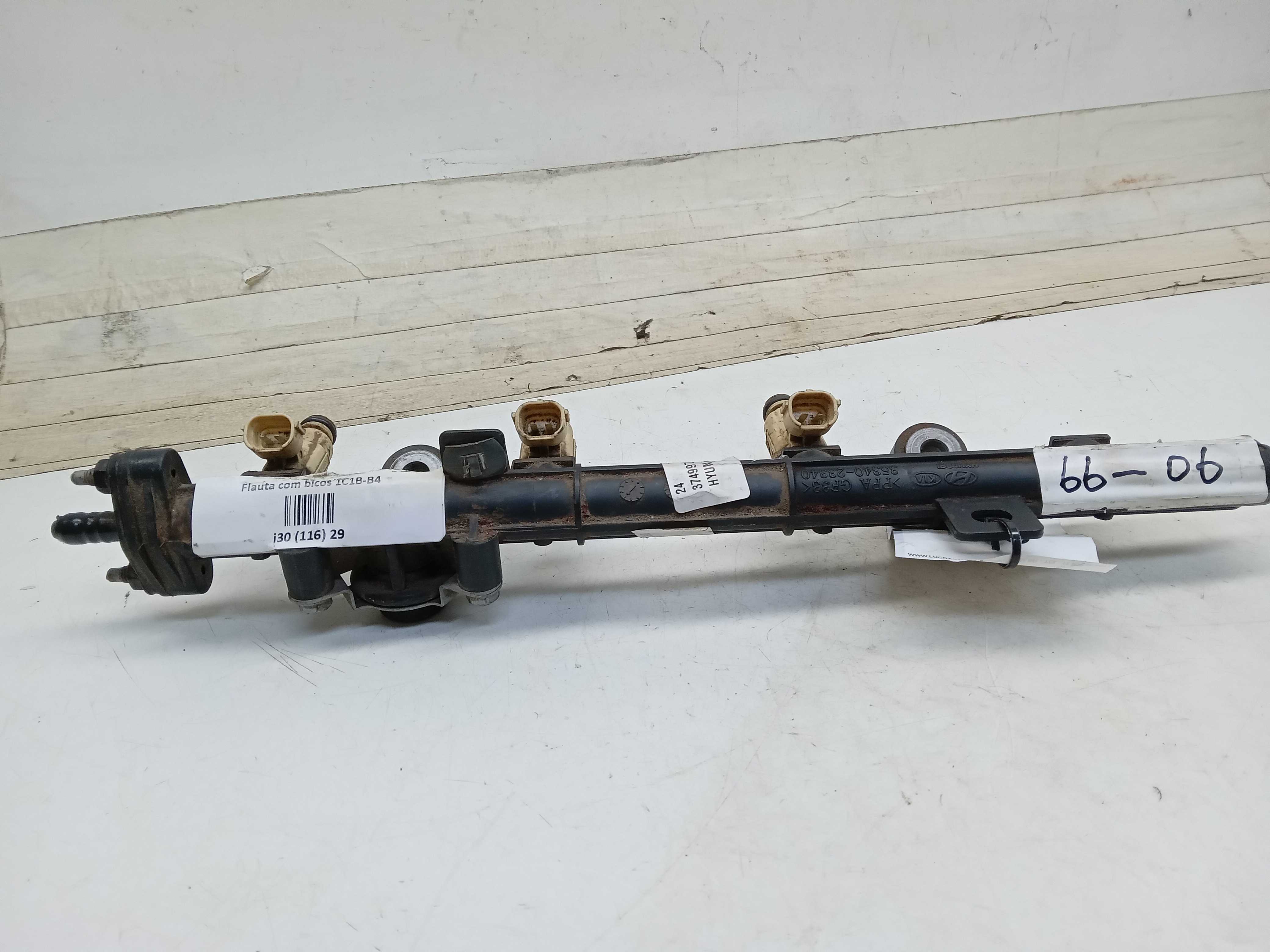 Flauta bico injetor Hyundai i30 2.0 2011 1