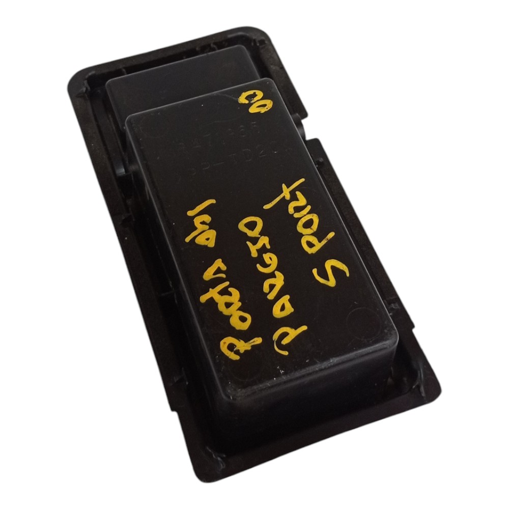 Porta Objetos Console Central Mitsubishi Pajero 2001 A 2007 2