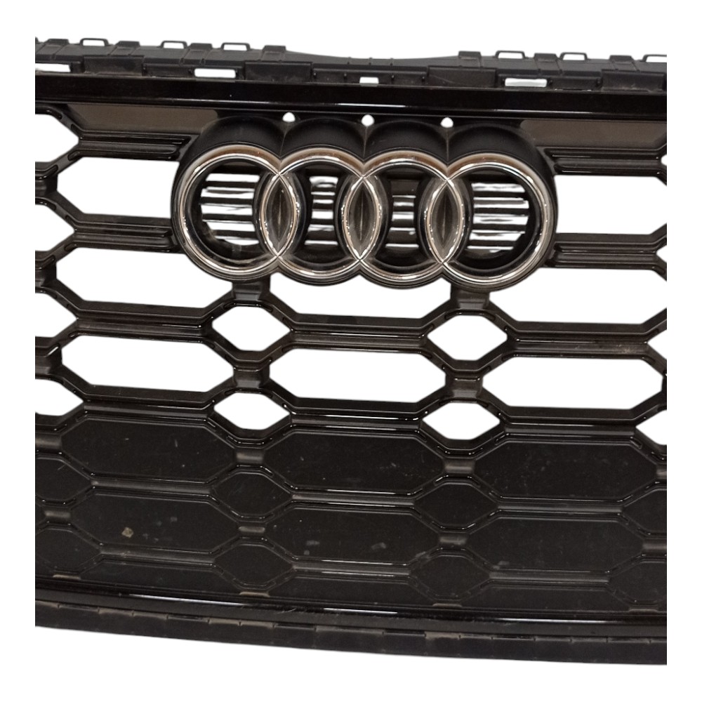 Grade Frontal Audi Q5 2021 A 2023 Original 3