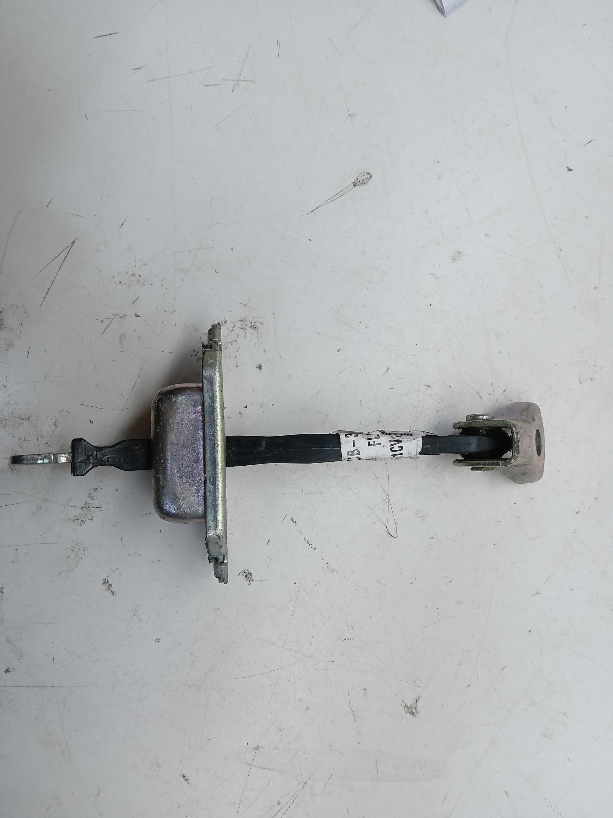 LIMITADOR PORTA TRASEIRA NISSAN MARCH 2019 2