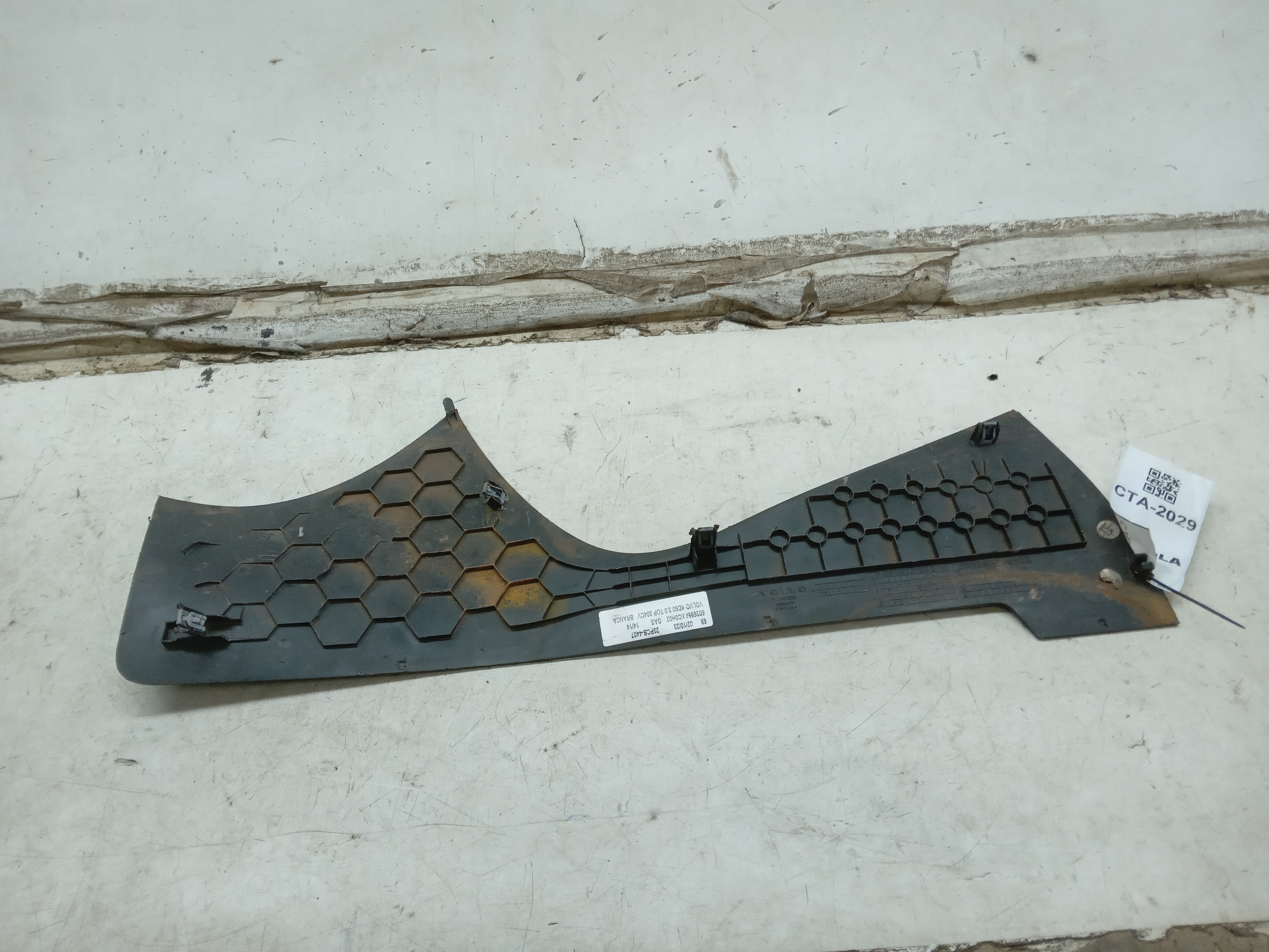 MOLDURA ACABAMENTO CONSOLE VOLVO XC60 2014 2