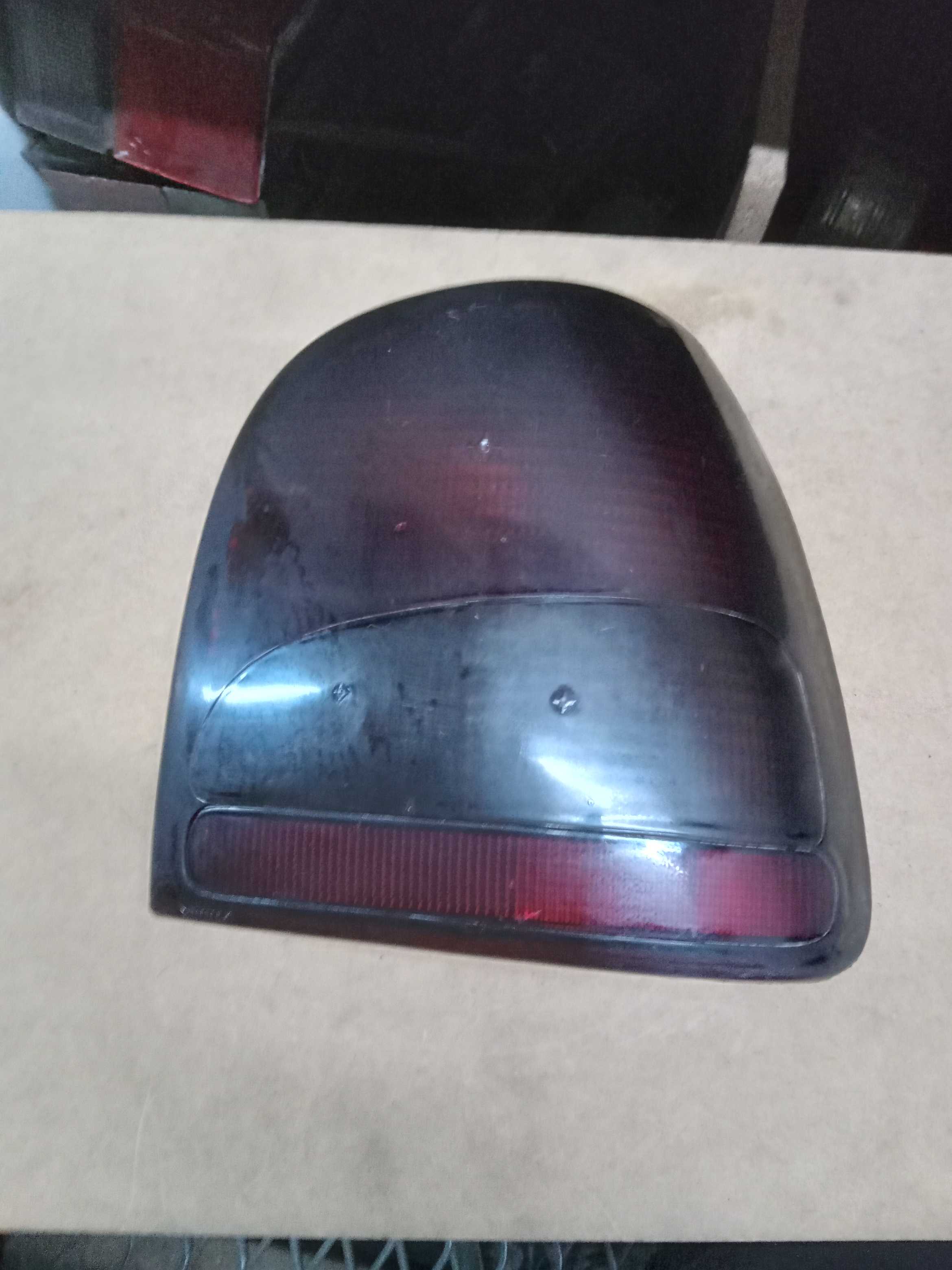 LANTERNA TRASEIRA DIREITA VW GOL BOLA 1994 2