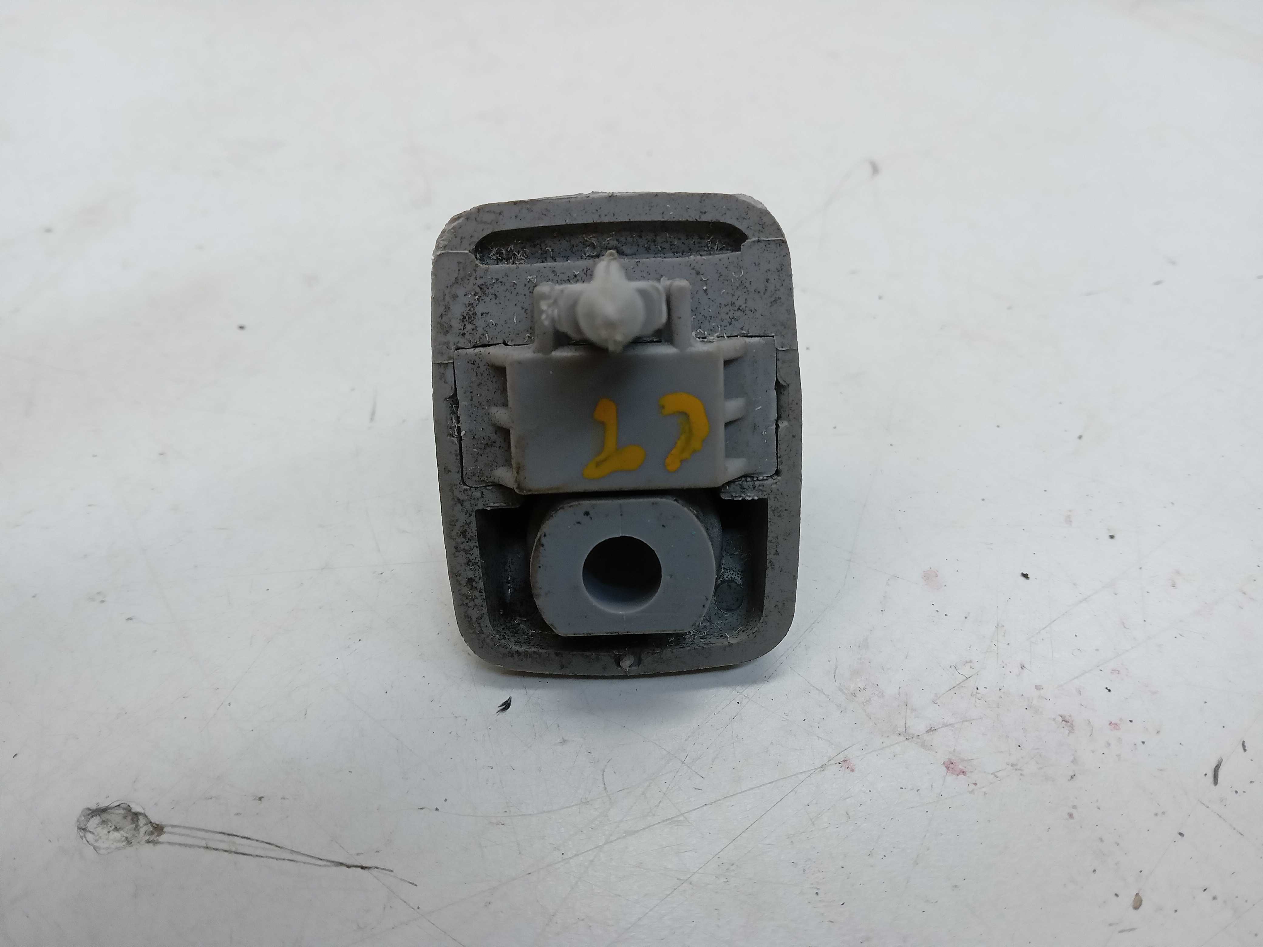 SUPORTE PRESILHA QUEBRA SOL HYUNDAI IX35 2016 2