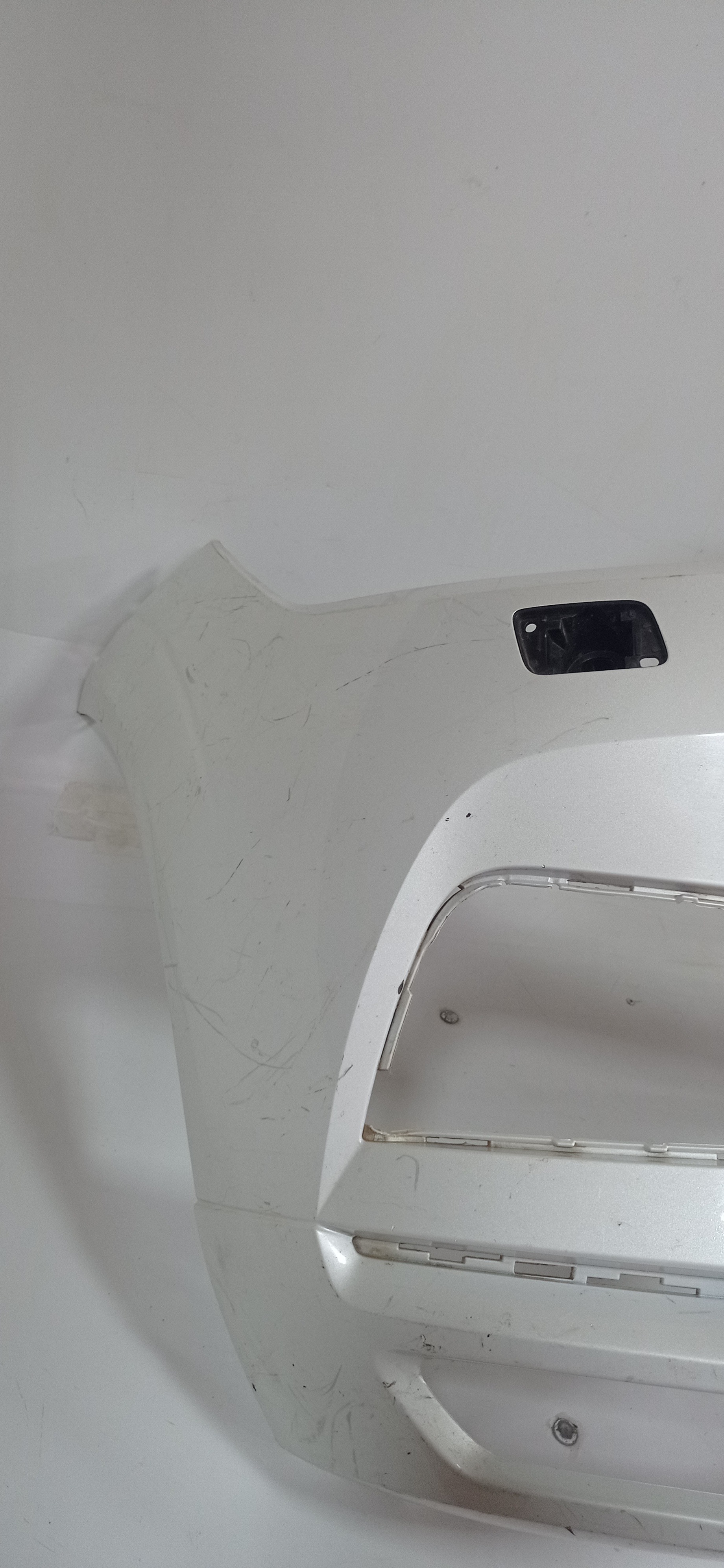 Parachoque Dianteiro Volvo Xc60 T6 2018 A 2021 P Recuperar  Branco 2