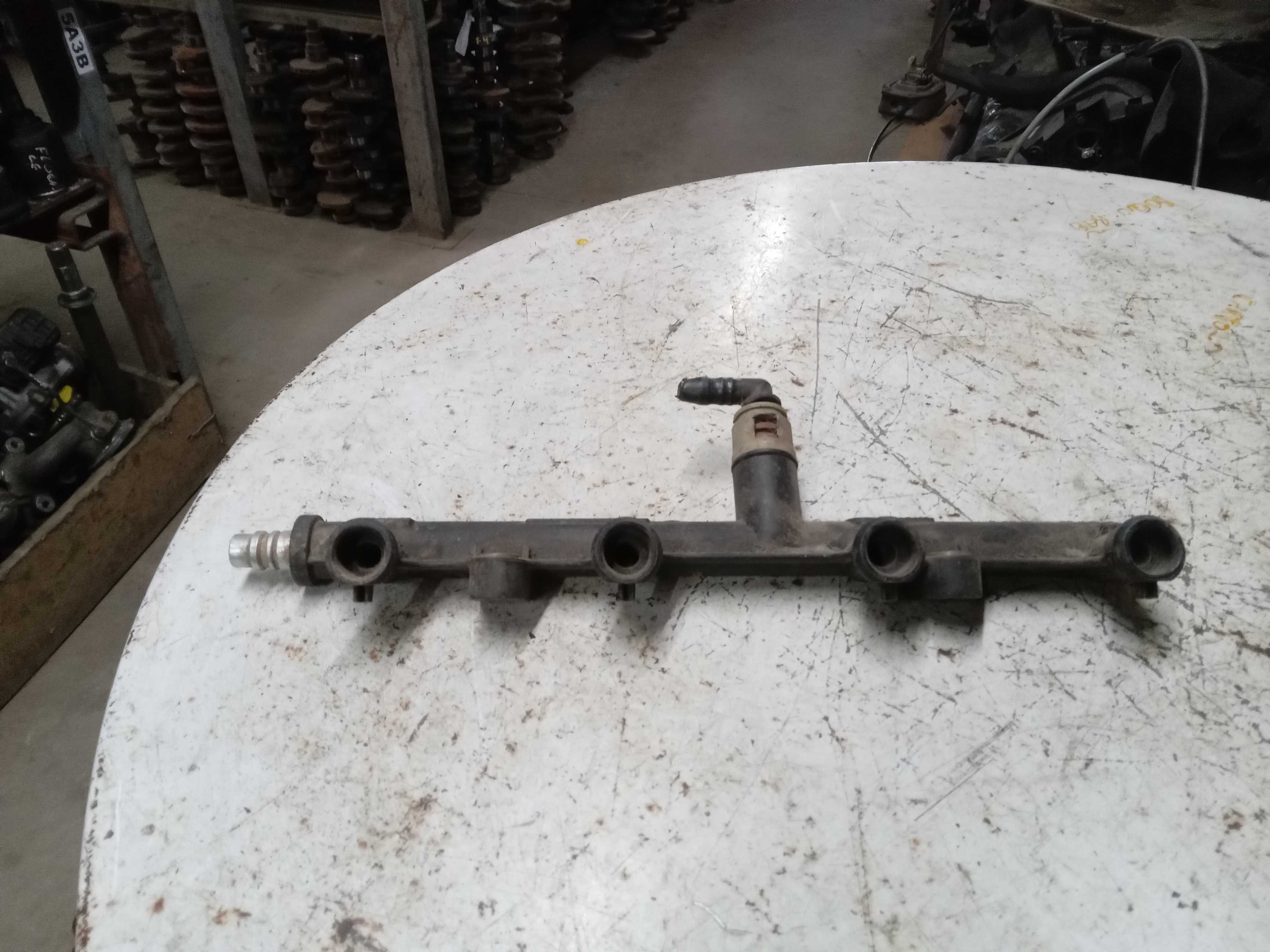 FLAUTA BICO INJETOR FIAT PALIO 10 16V 2010 2