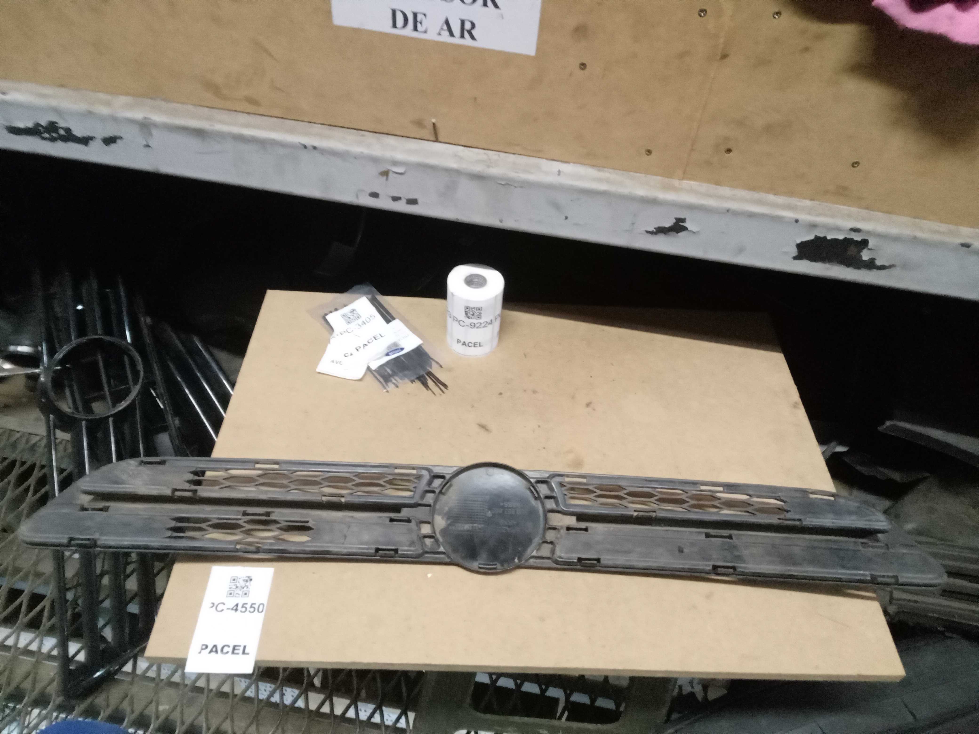GRADE FRONTAL PARACHOQUE VW GOL G5 OU SAVEIRO 2009 A 2013 1