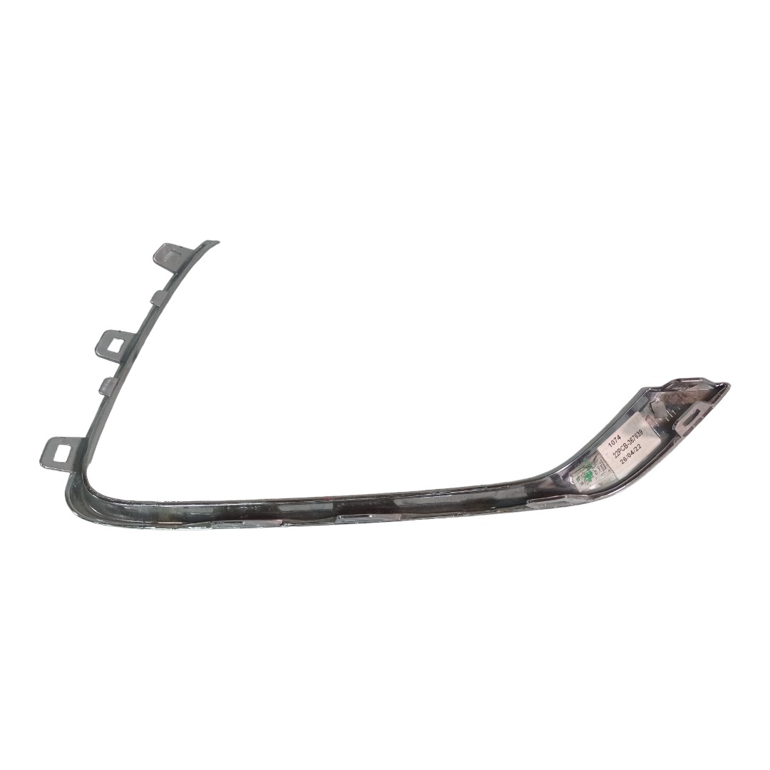 Friso Cromado Moldura Farol Milha Esquerdo Gm Tracker 17 20 6