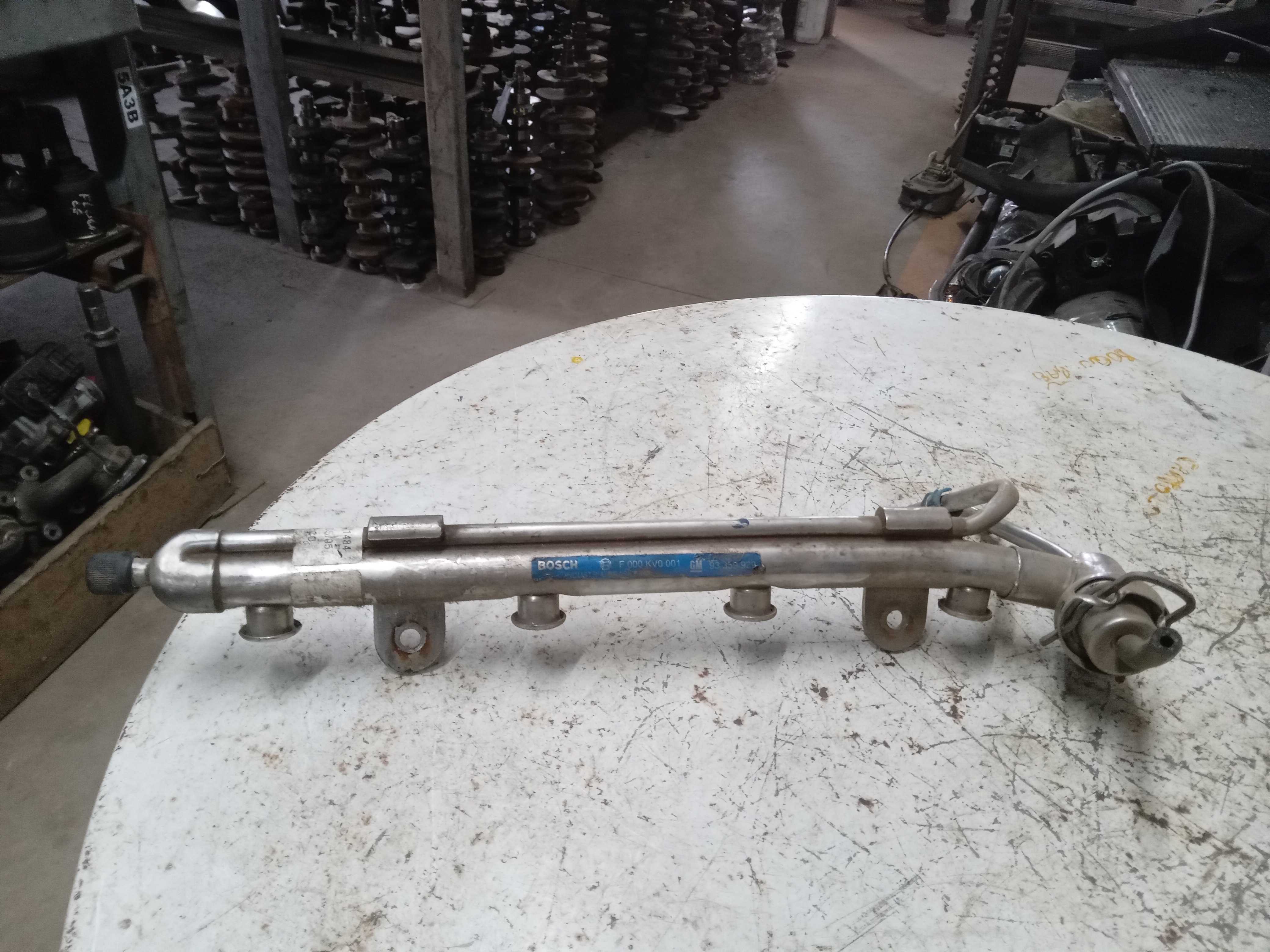 FLAUTA BICO INJETORES GM CORSA ALCOOL 10