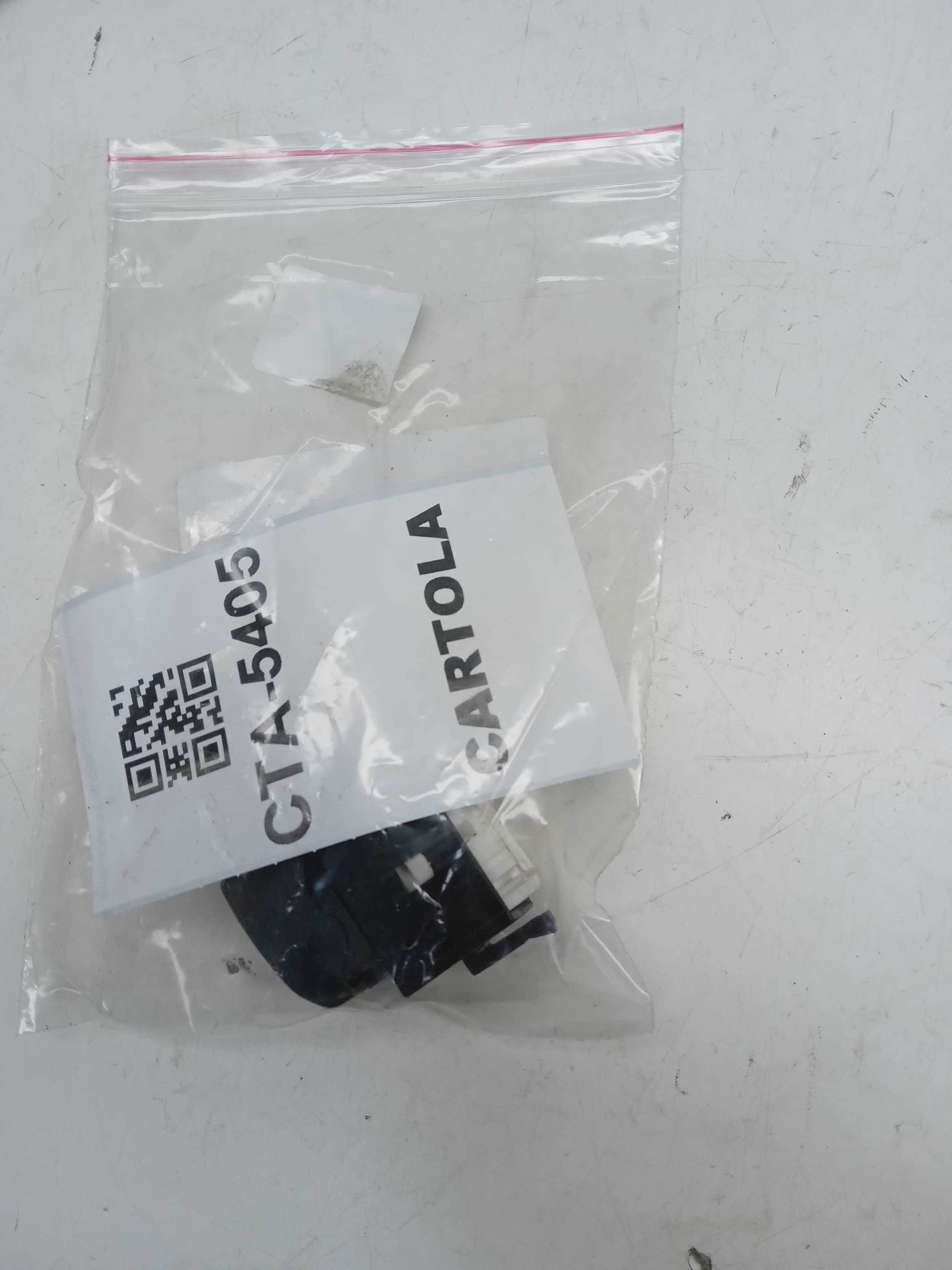 MOLDURA COMANDO BOTAO VIDRO TRAS LE TOYOTA COROLLA XEI 2005 2