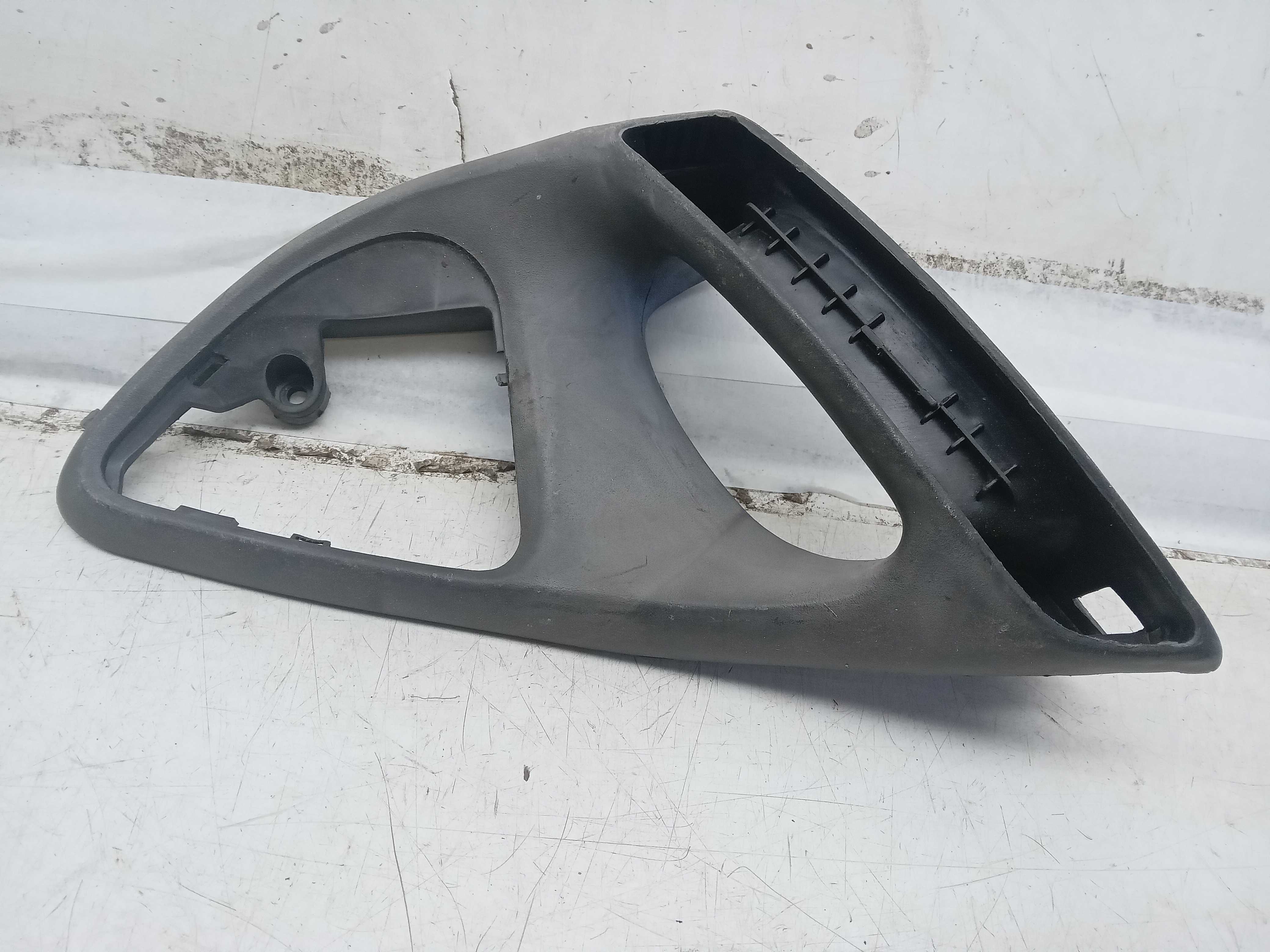 MOLDURA PUXADOR PORTA LD GM OMEGA 97 1
