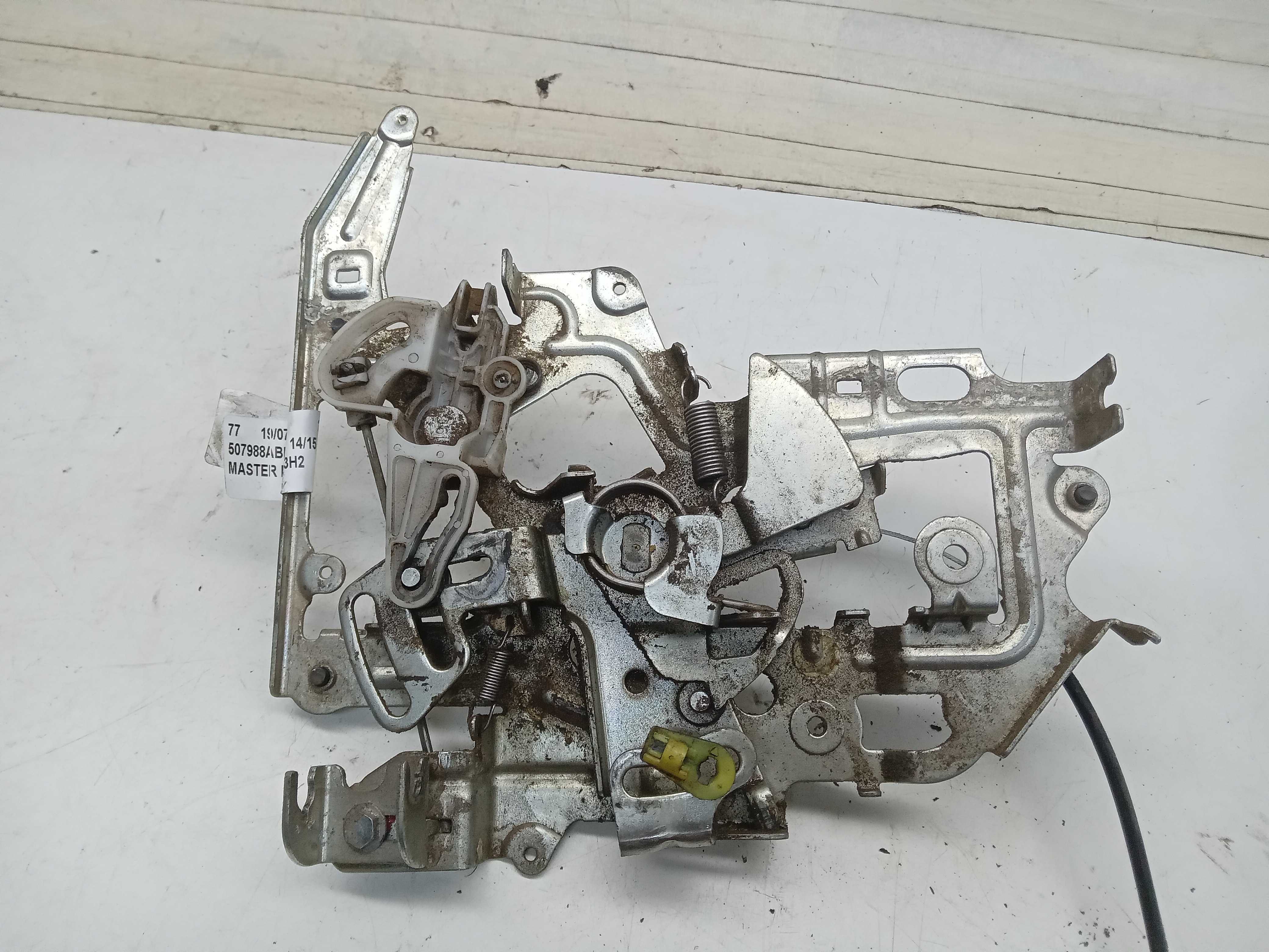 FECHADURA PORTA TRASEIRA LD RENAULT MASTER 2015 1