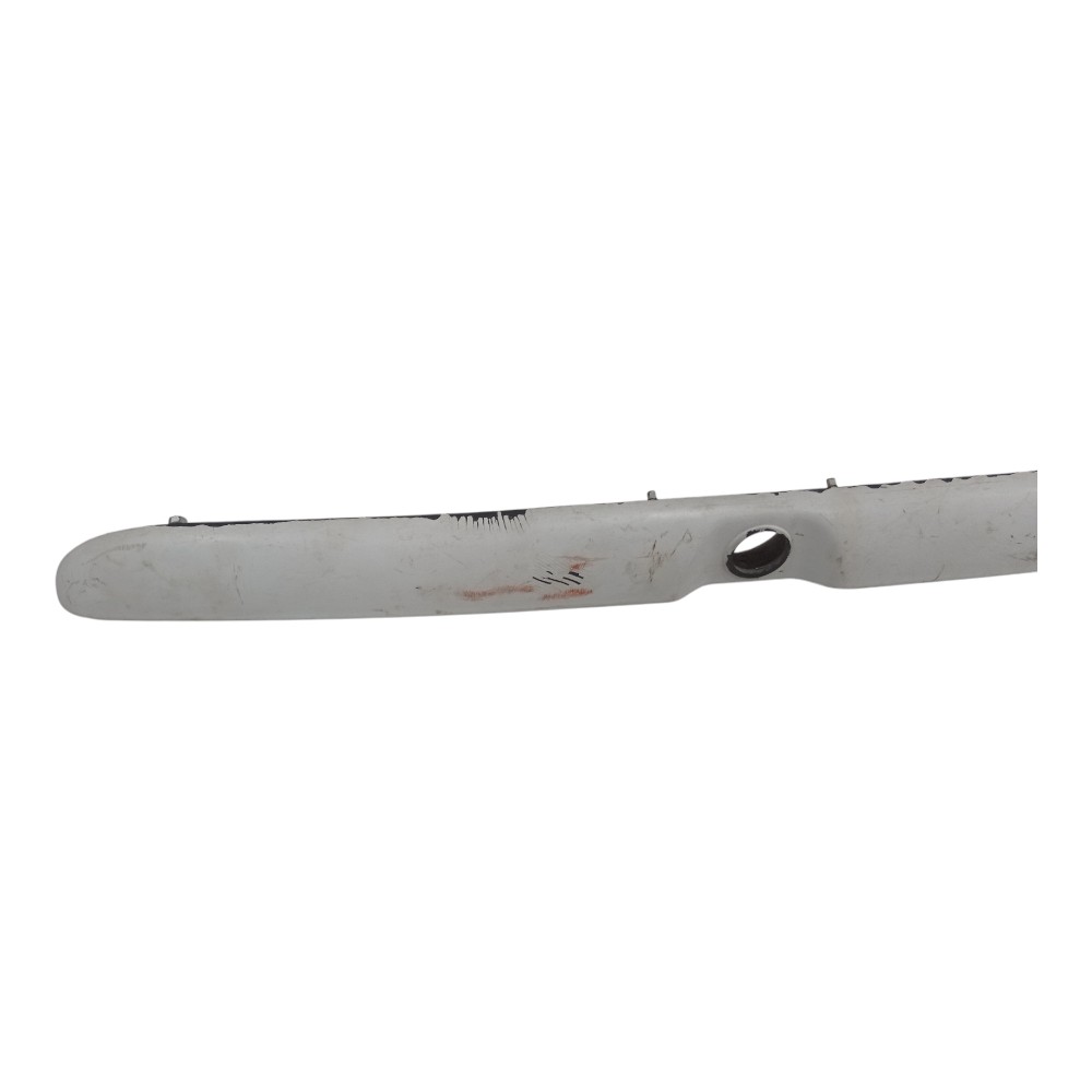 Moldura Friso Tampa Traseira Porta Malas Corsa Sedan Classic Branco 2