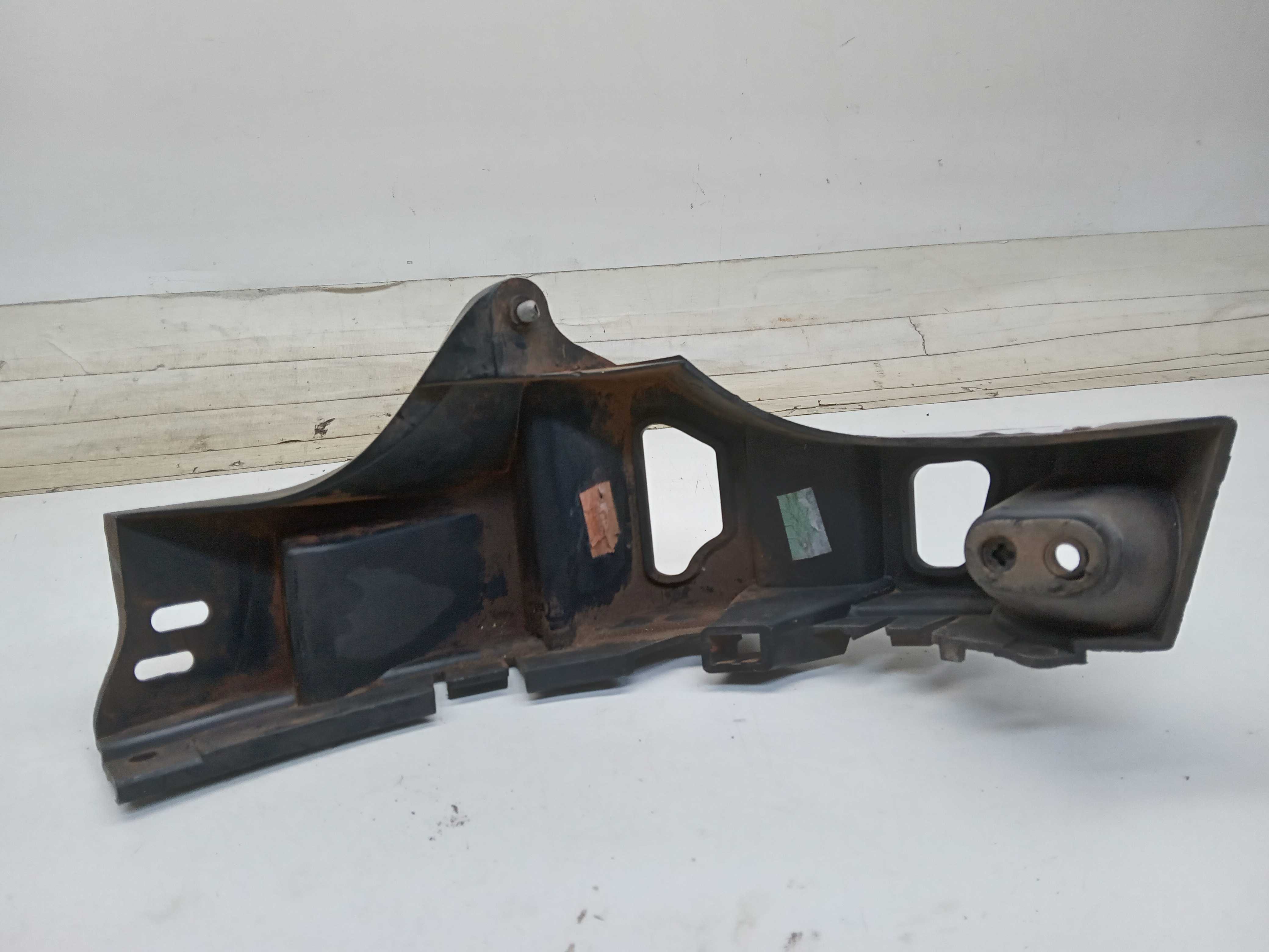 GUIA PARACHOQUE LE RENAULT FLUENCE 2011 1
