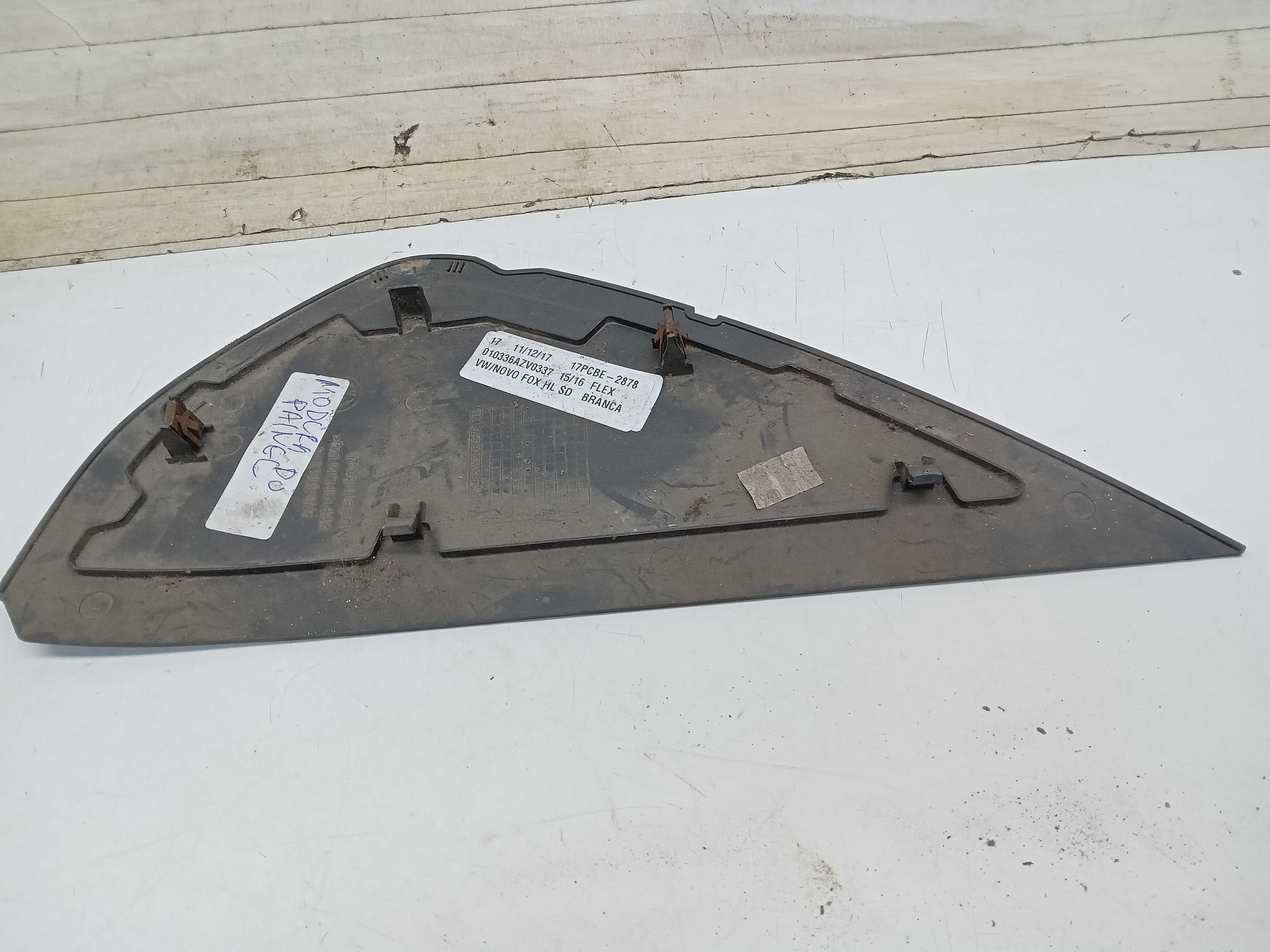 Acabamento moldura painel lateral ld vw fox 2010 a 2014 1