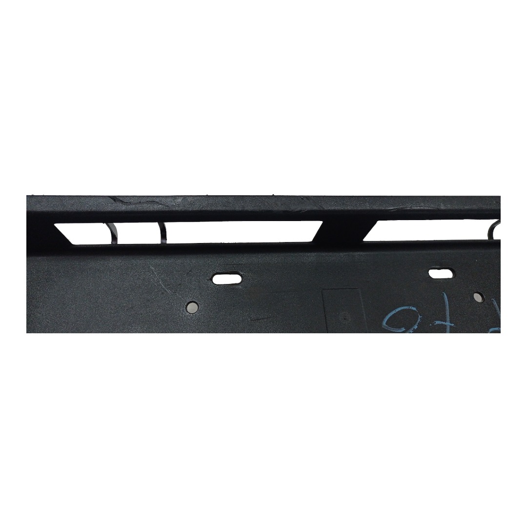 Suporte Da Placa Traseira Toyota Hilux 2005 A 2013 4