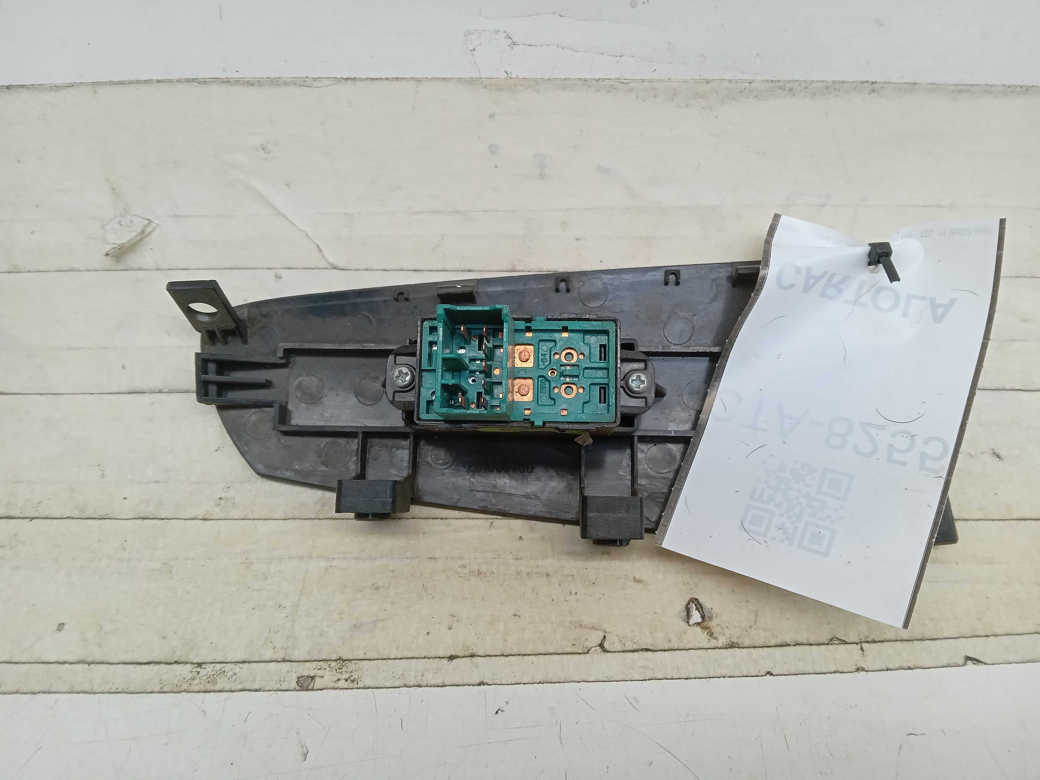 MOLDURA COMANDO BOTAO VIDRO DIANTEIRO LD CERAT0 2011 2