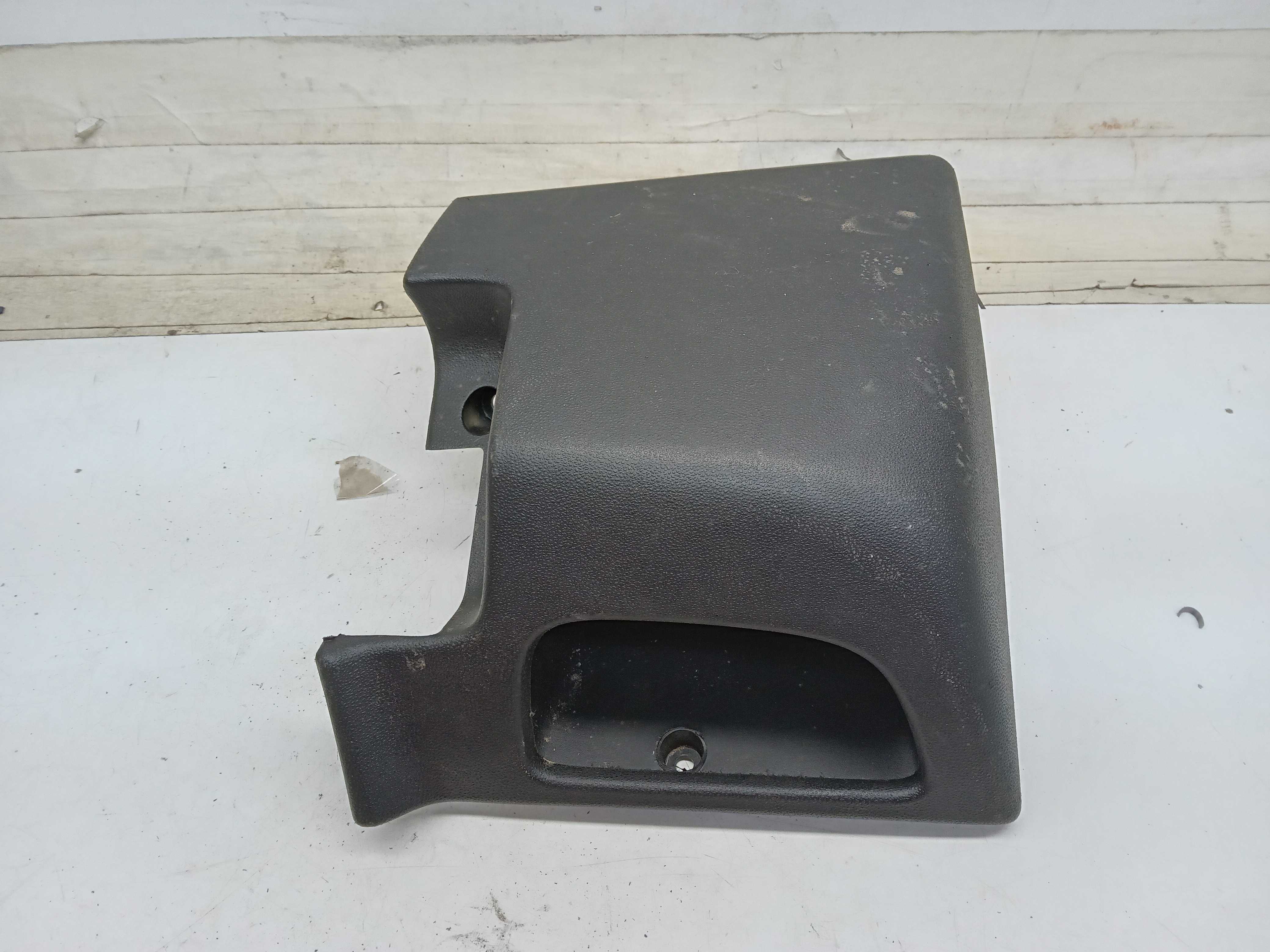 MOLDURA ACABAMENTO PORTA OBJETOS FIAT BRAVO 2013