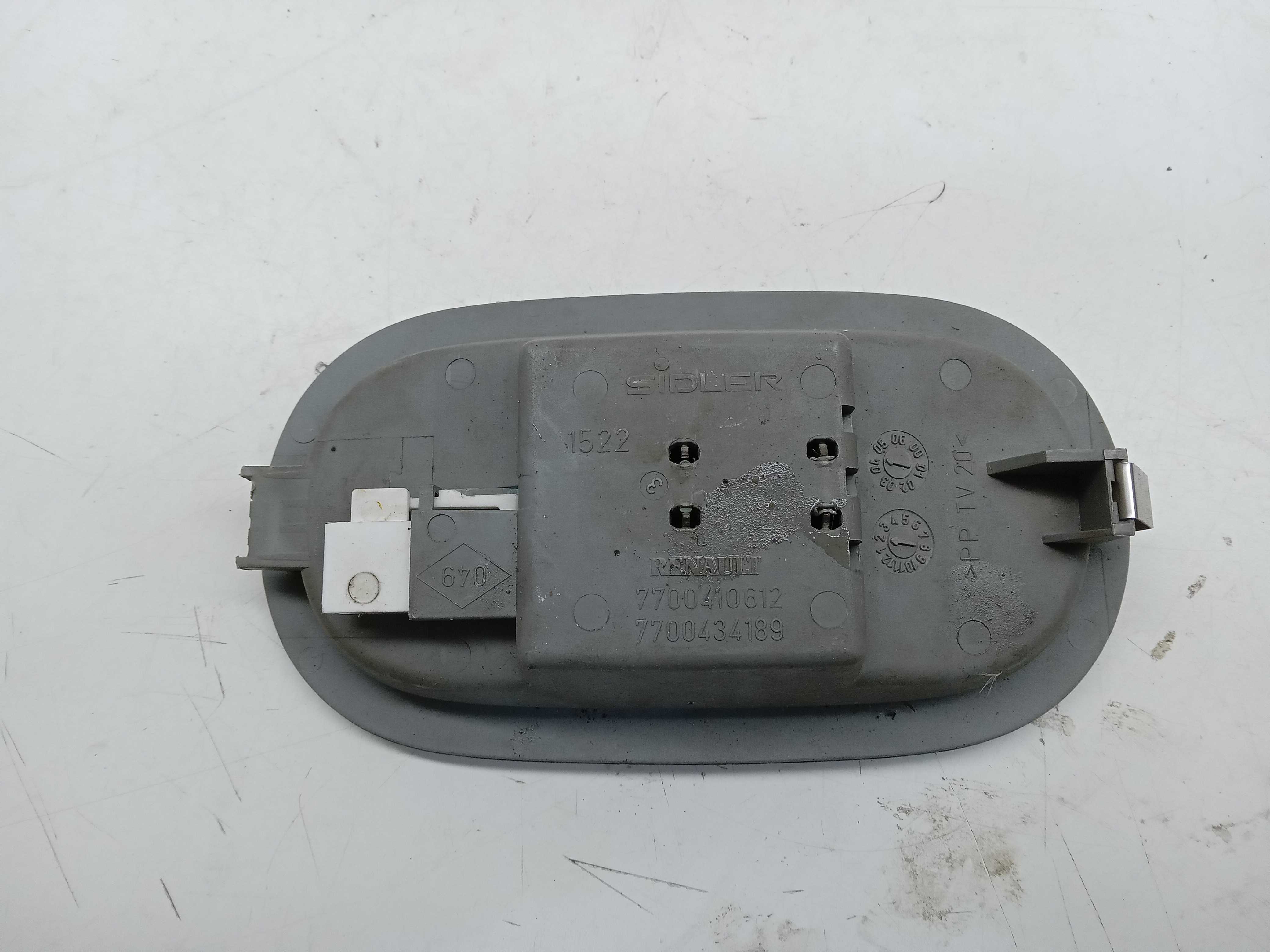 LUZ CORTESIA TETO RENAULT CLIO 2004 2